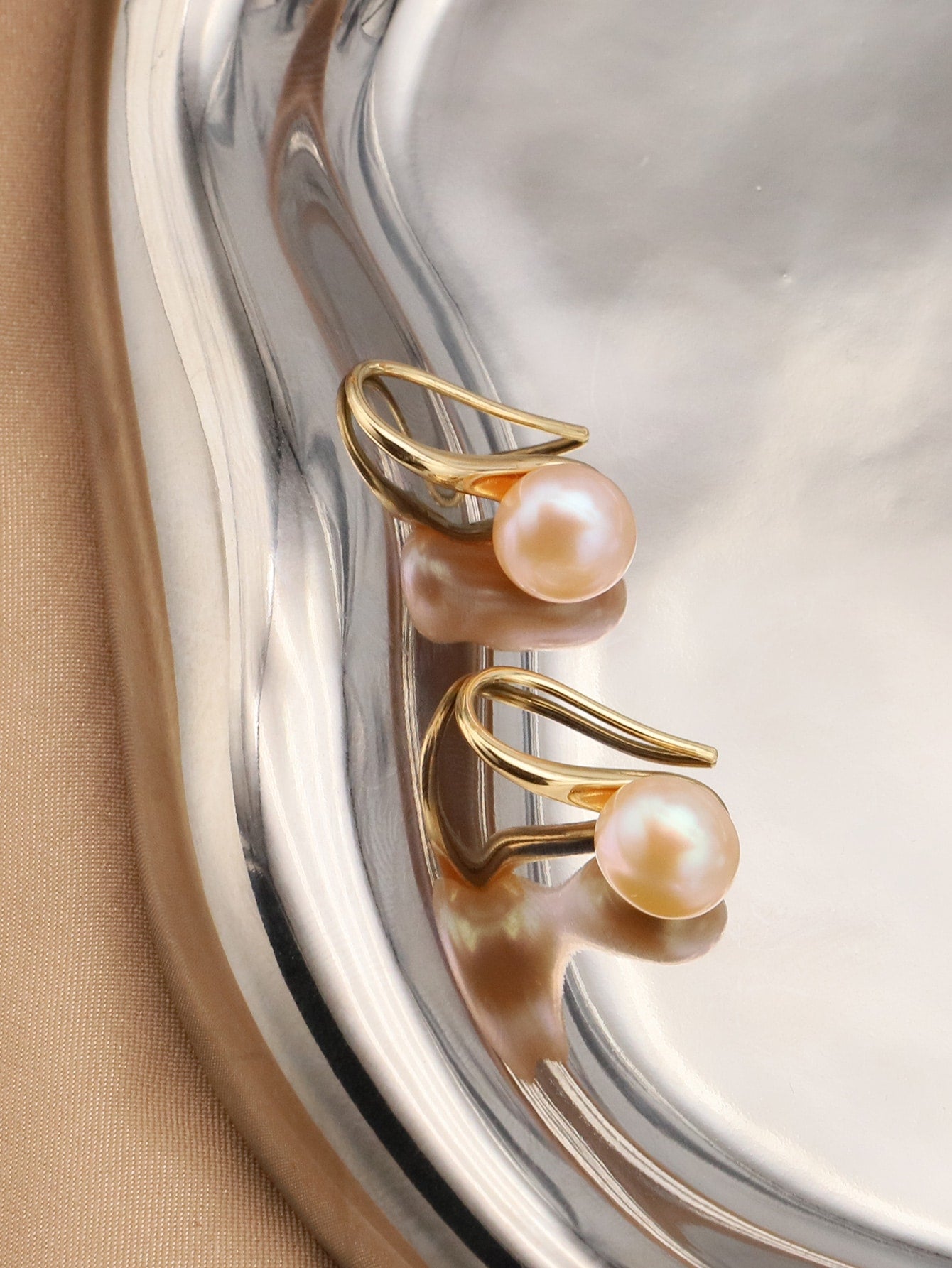 1pair Pink Natural Pearl Earrings, Thickness 0.03μm