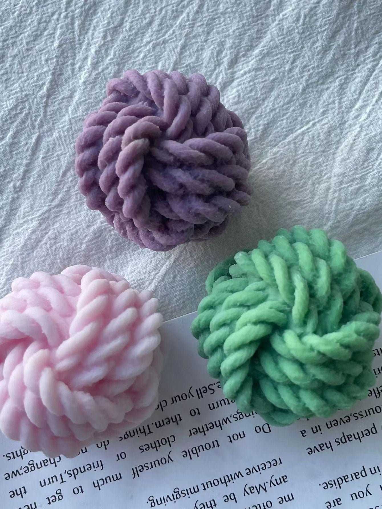 1pc Yarn Ball Shaped Candle Mold