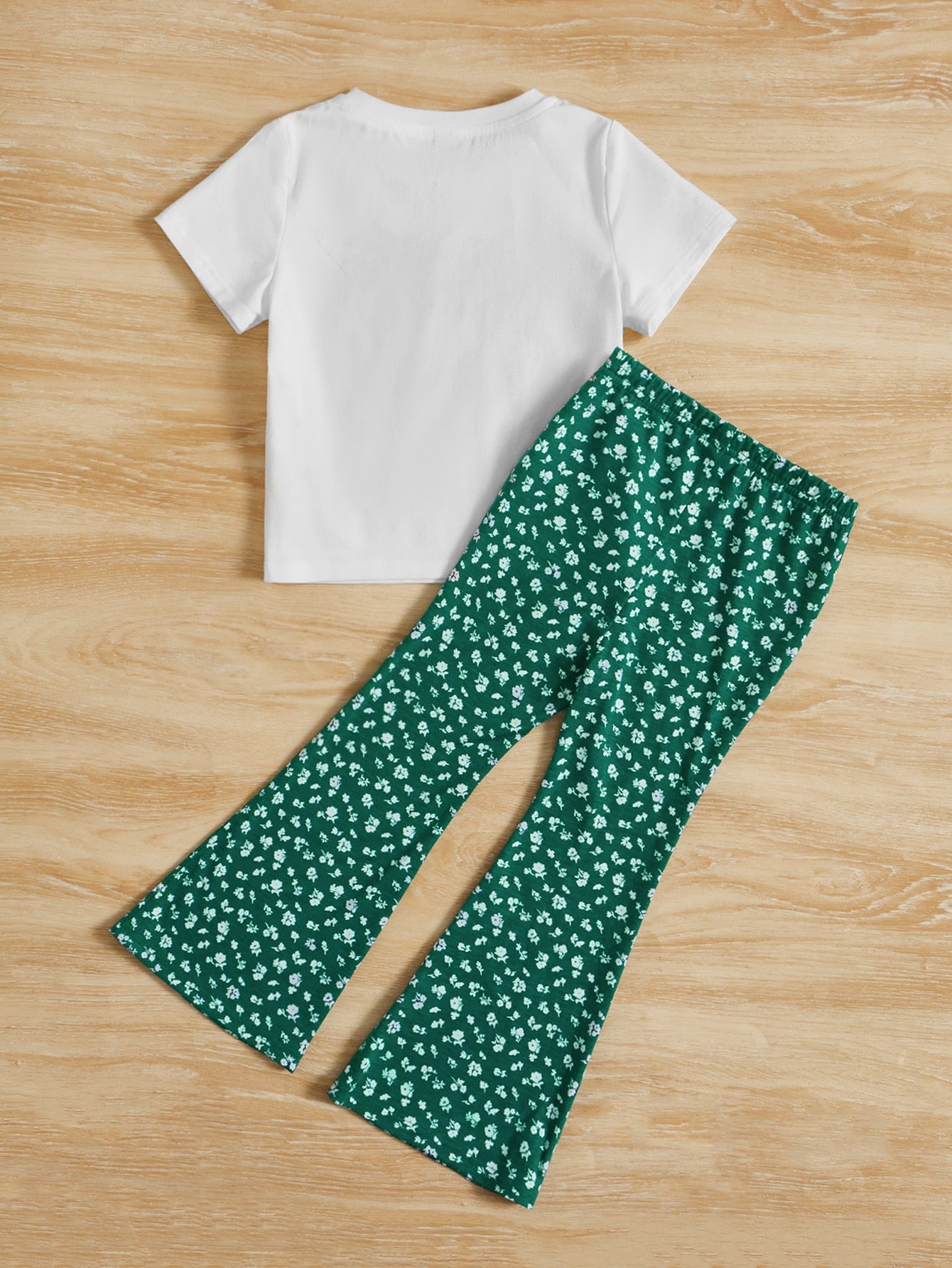 Young Girl Figure Graphic Tee & Ditsy Floral Flare Leg Pants