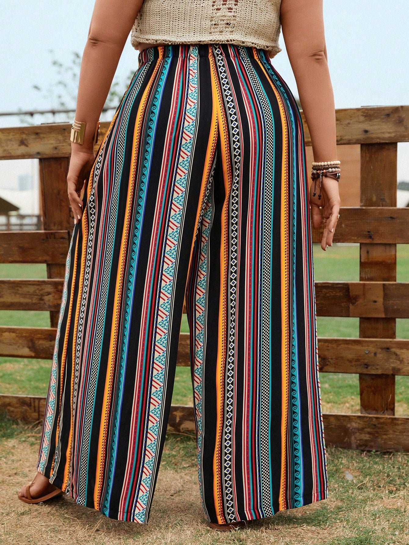 VCAY Plus Geo Print Belted Wide Leg Pants