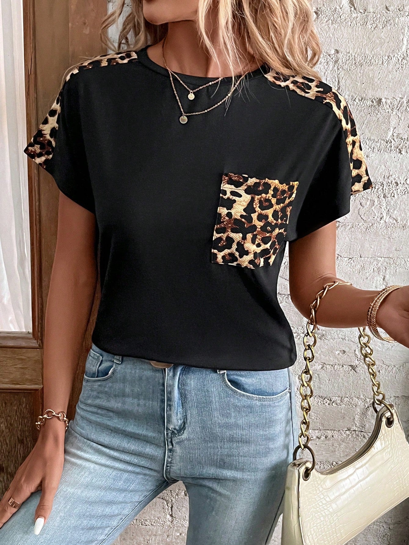 LUNE Leopard Print Patched Pocket Dolman Sleeve Tee