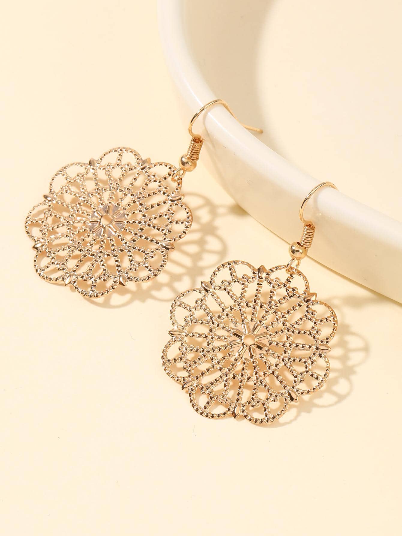 Hollow Out Flower Drop Earrings