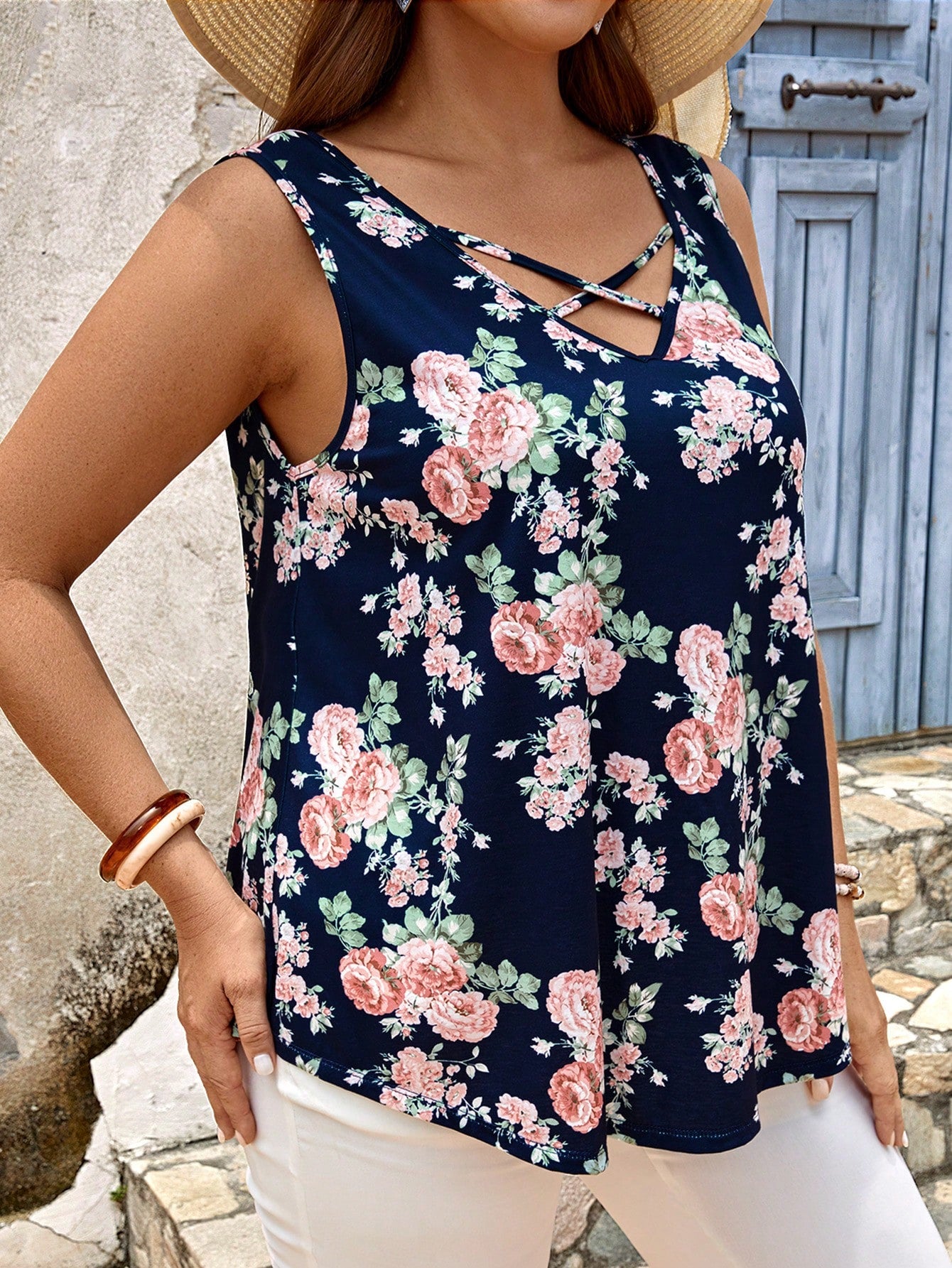 EMERY ROSE Plus Floral Print Crisscross Front Tank Top