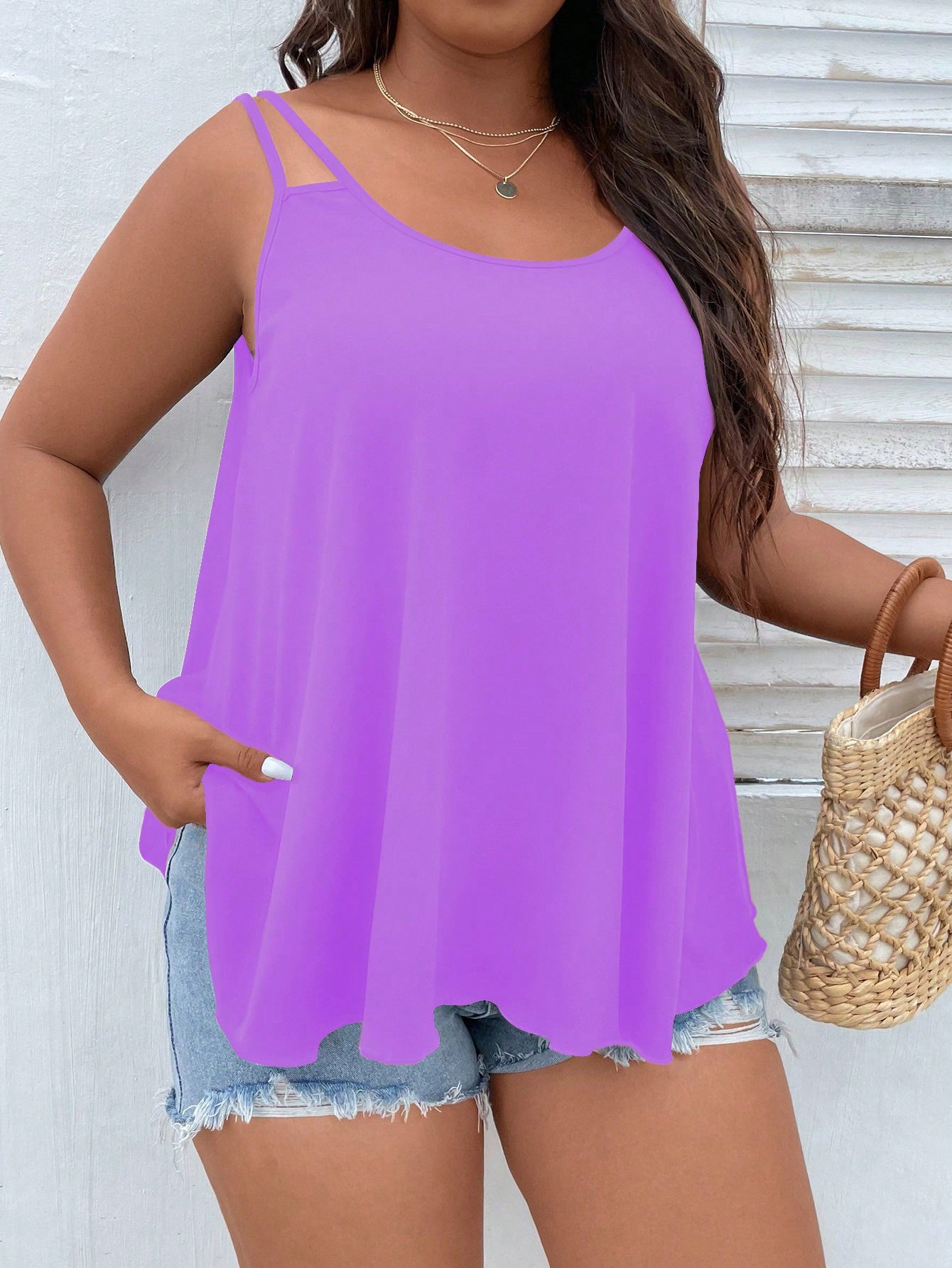 LUNE Plus Solid Cami Top