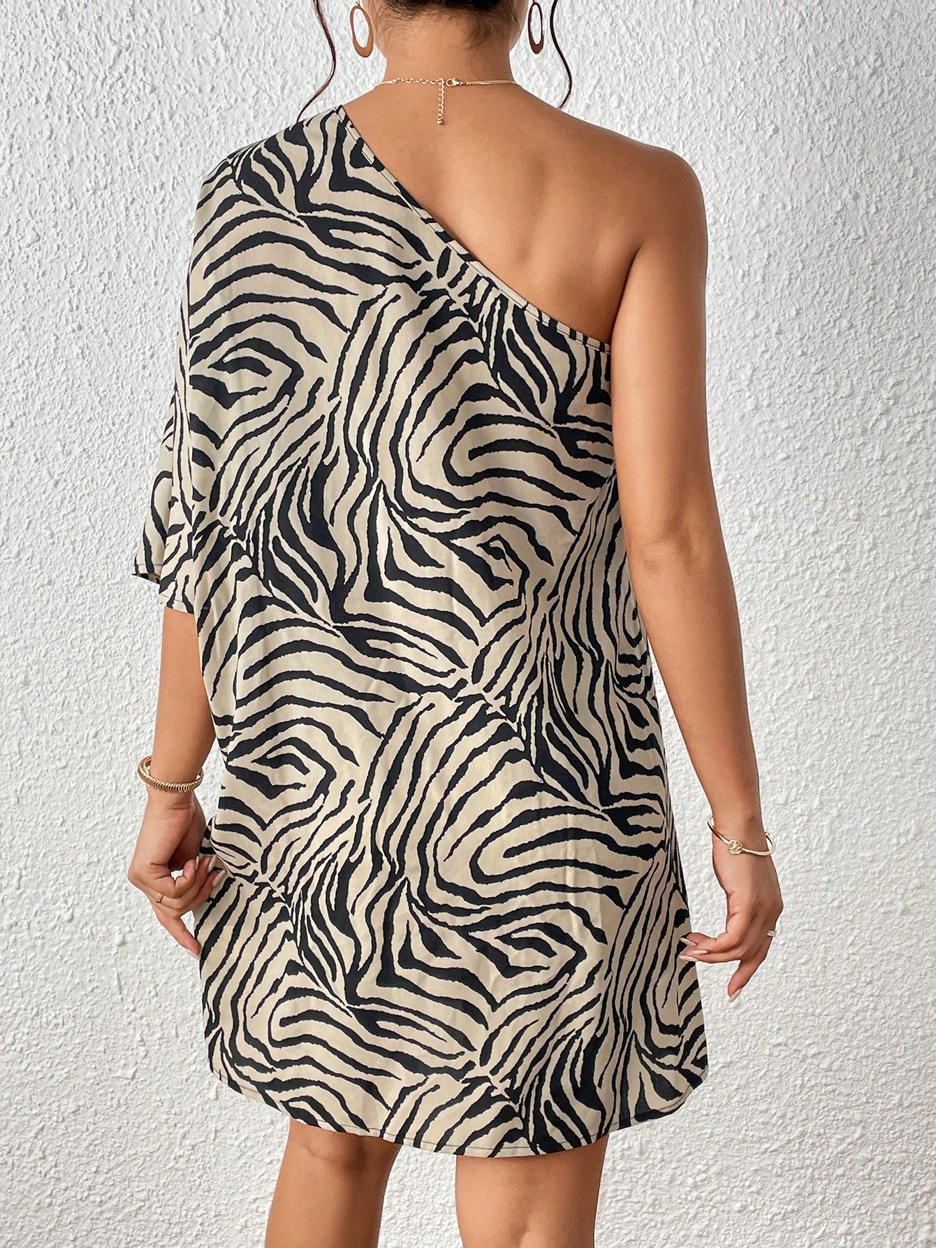 Privé Zebra Striped One Shoulder Short Summer Dress