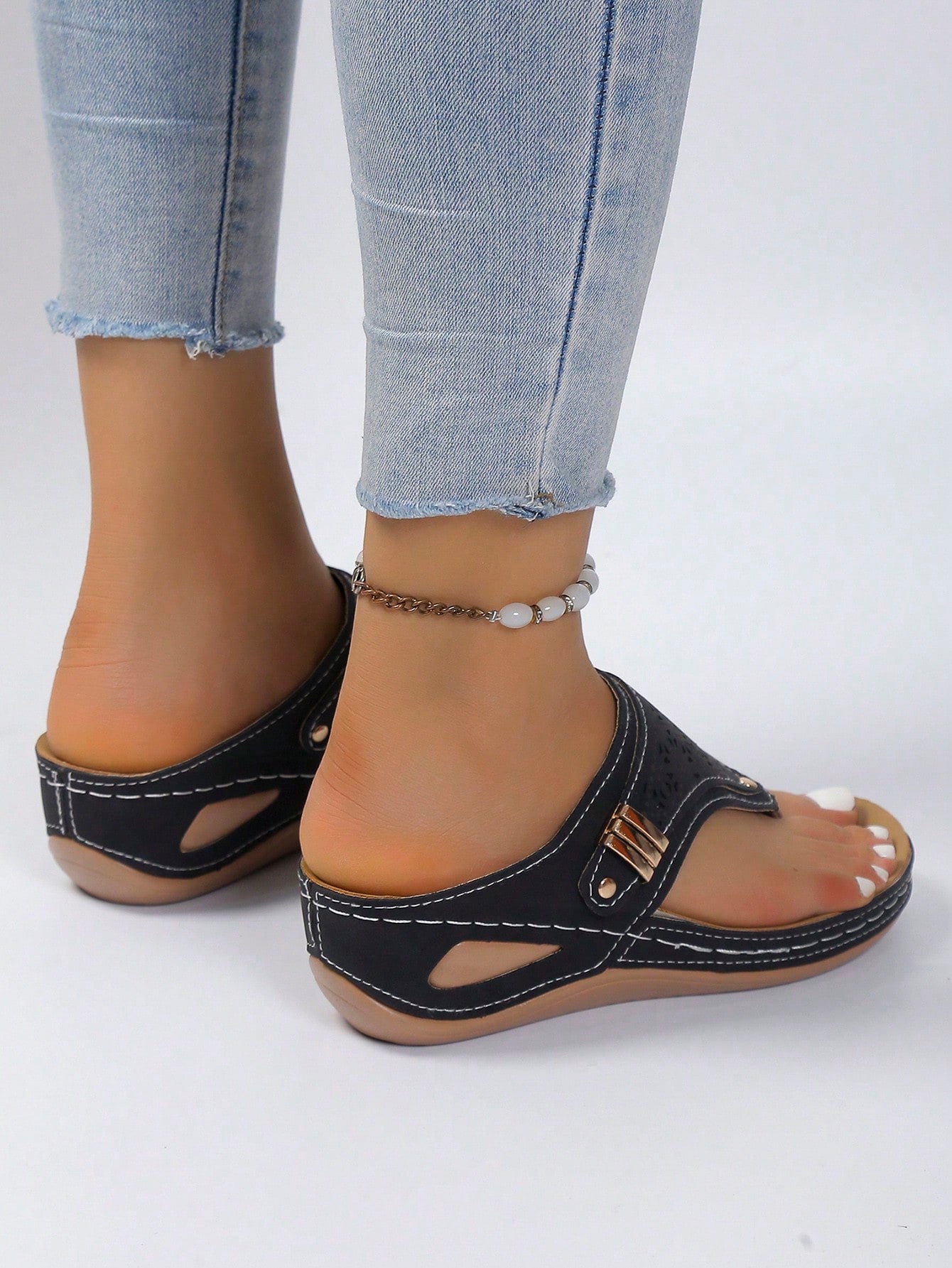 Plus Size Women's Platform Wedge Thong Sandals