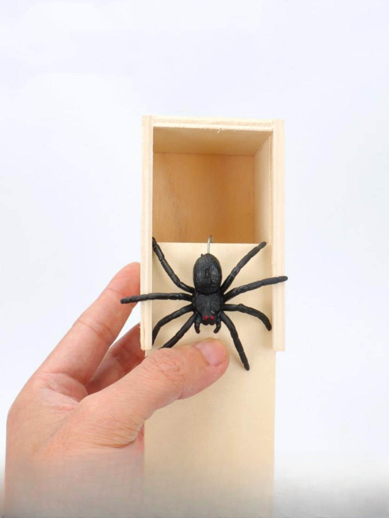 A Spider Scary Prank Box, Funny Wooden Scary Box, Handmade Funny Joke Scary Box Toy, Practical Gift Toys Spider Box Prank For Kids Adult Games,Kids Fun Toys,Spider Toy,Cheap Toys