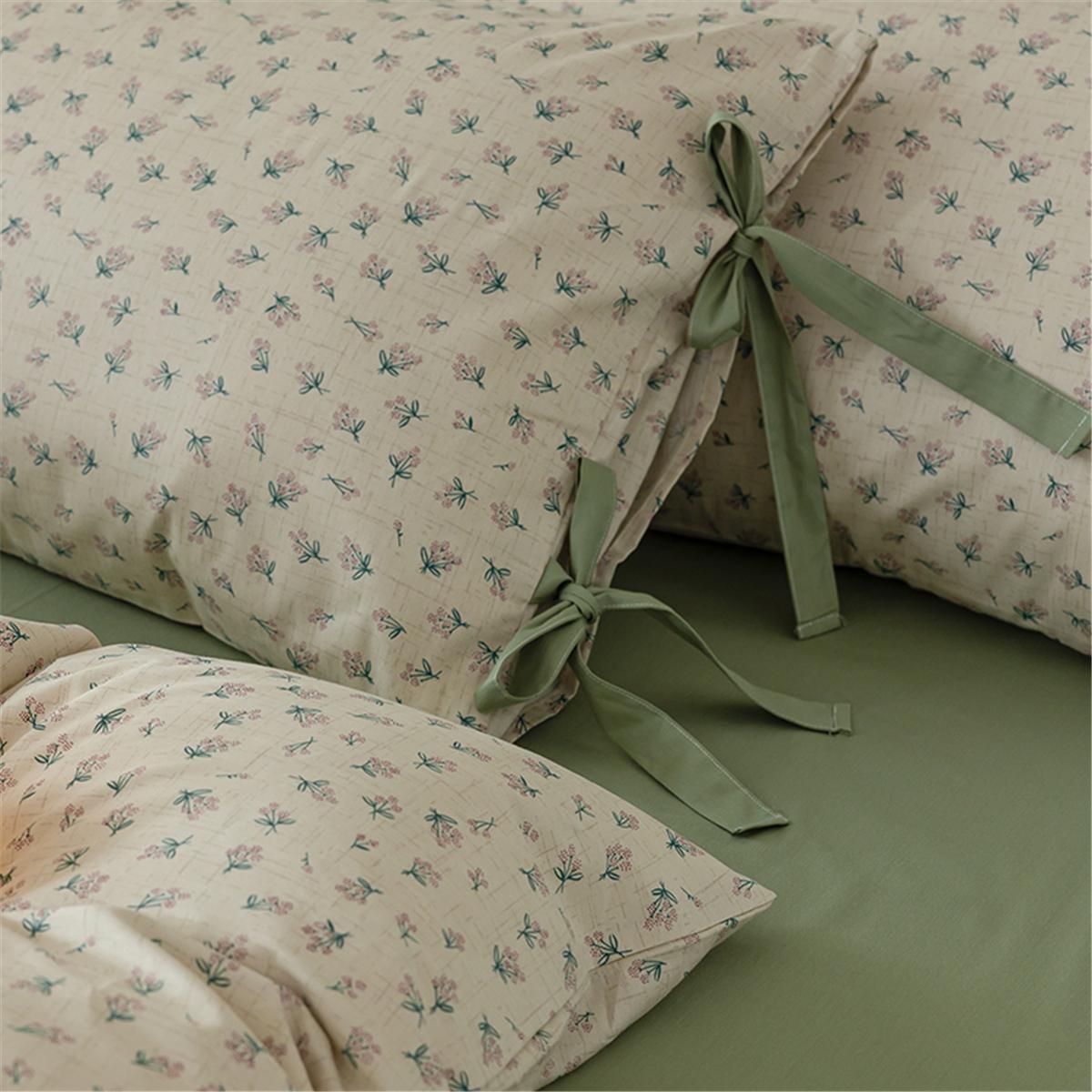 Printed Four-piece Set Clean, Fresh Floral Series Soft Fabric All Seasons Can Be Used Easy To Manage Bowknot Duvet Cover bed Sheet 2 Pillowcases