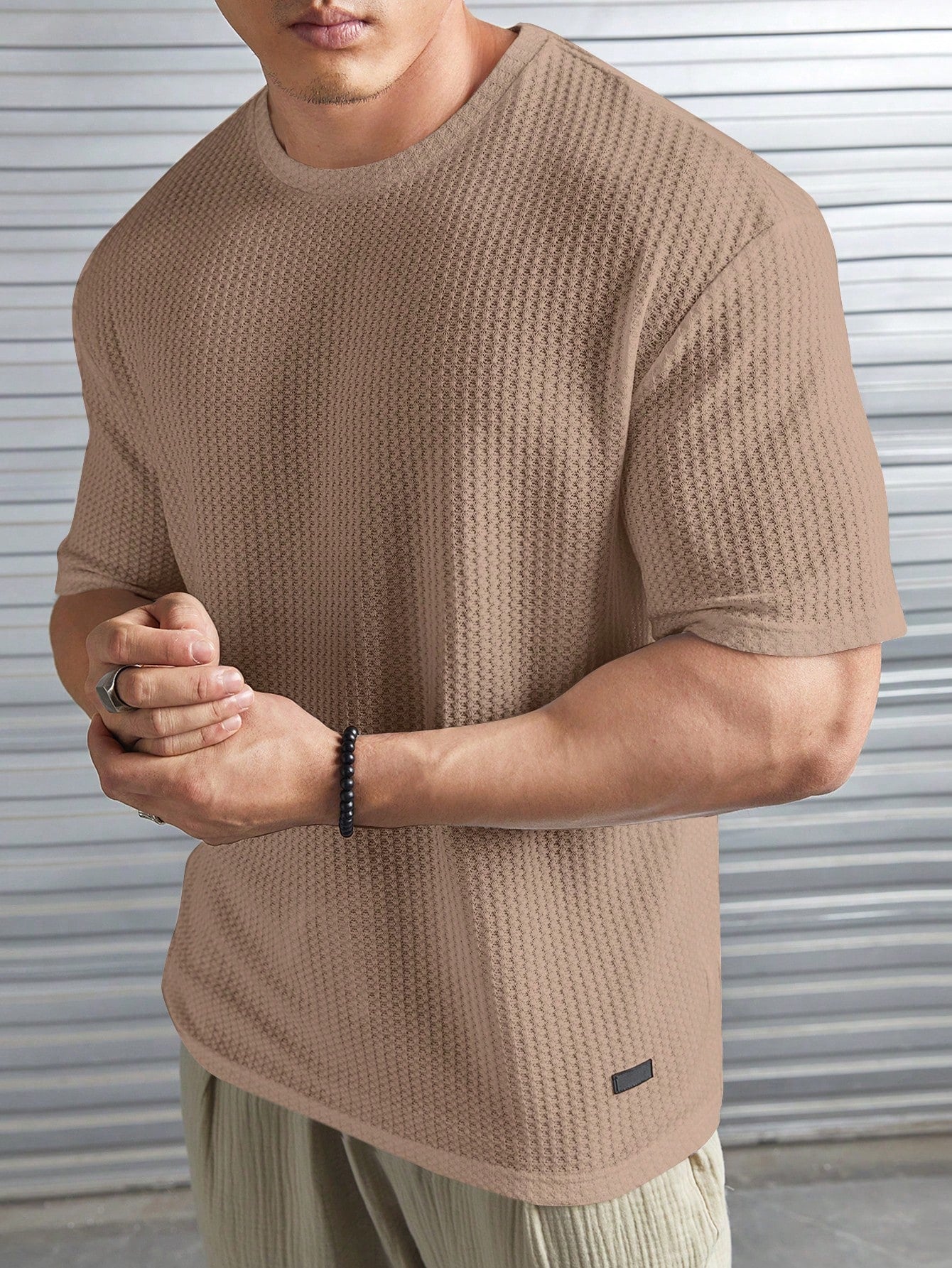 Manfinity Modomio Loose Fit Men's Waffle Knit Tee With Patched Detail