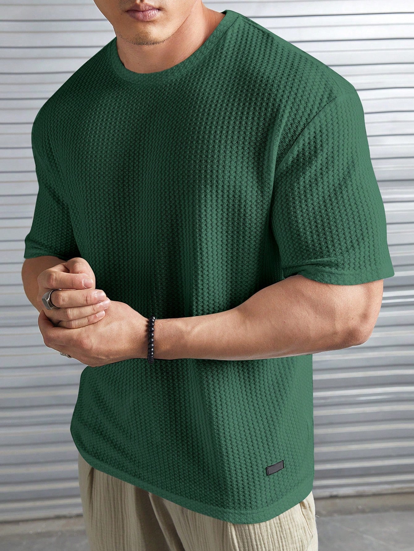 Manfinity Modomio Loose Fit Men's Waffle Knit Tee With Patched Detail