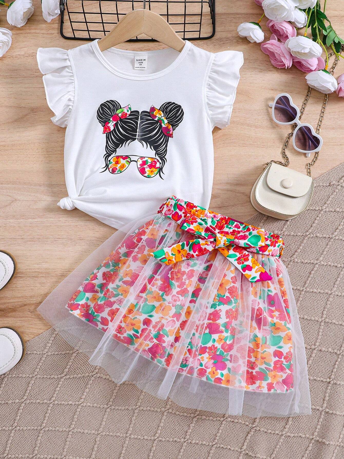 2pcs Young Girl Christmas Santa Claus & Bow Print Ruffle Collar Top And Mesh Patchwork Skirt Set