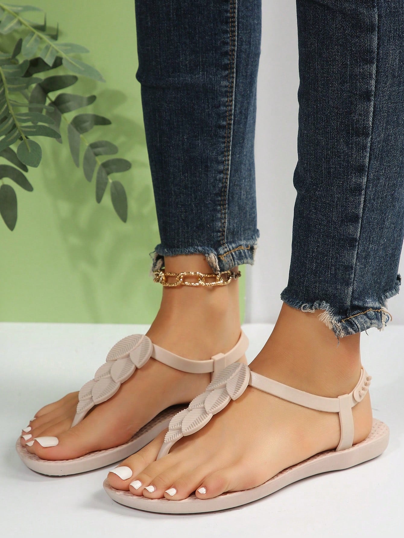 Women's Fashionable & Versatile Comfortable Flat Sandals