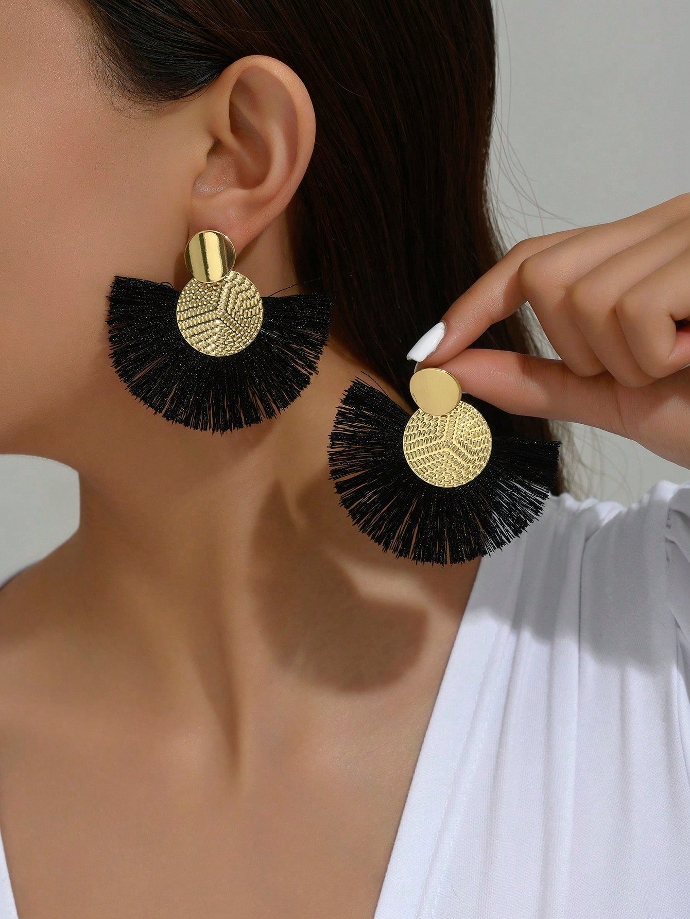 Round Decor Tassel Drop Earrings