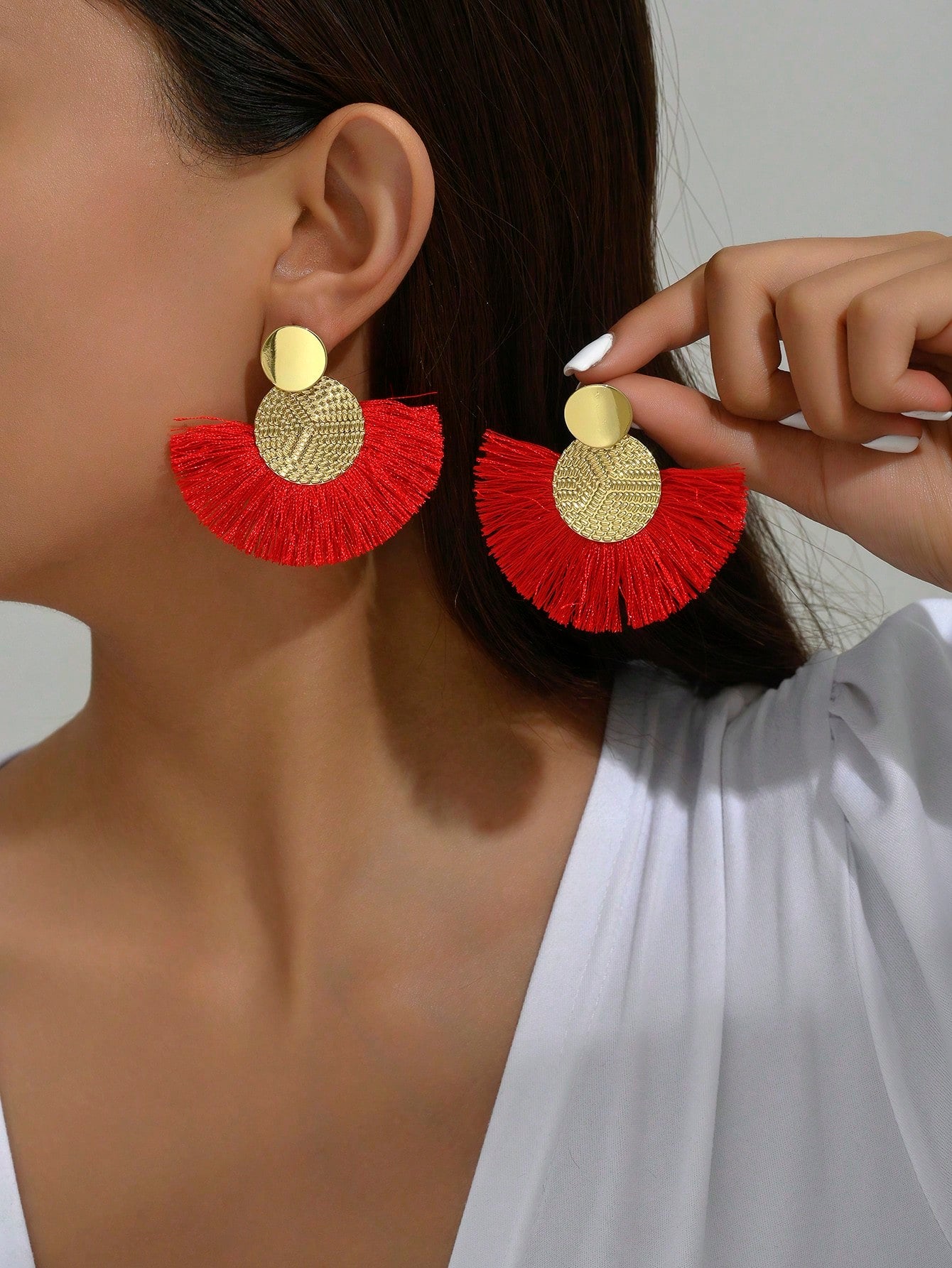 Round Decor Tassel Drop Earrings