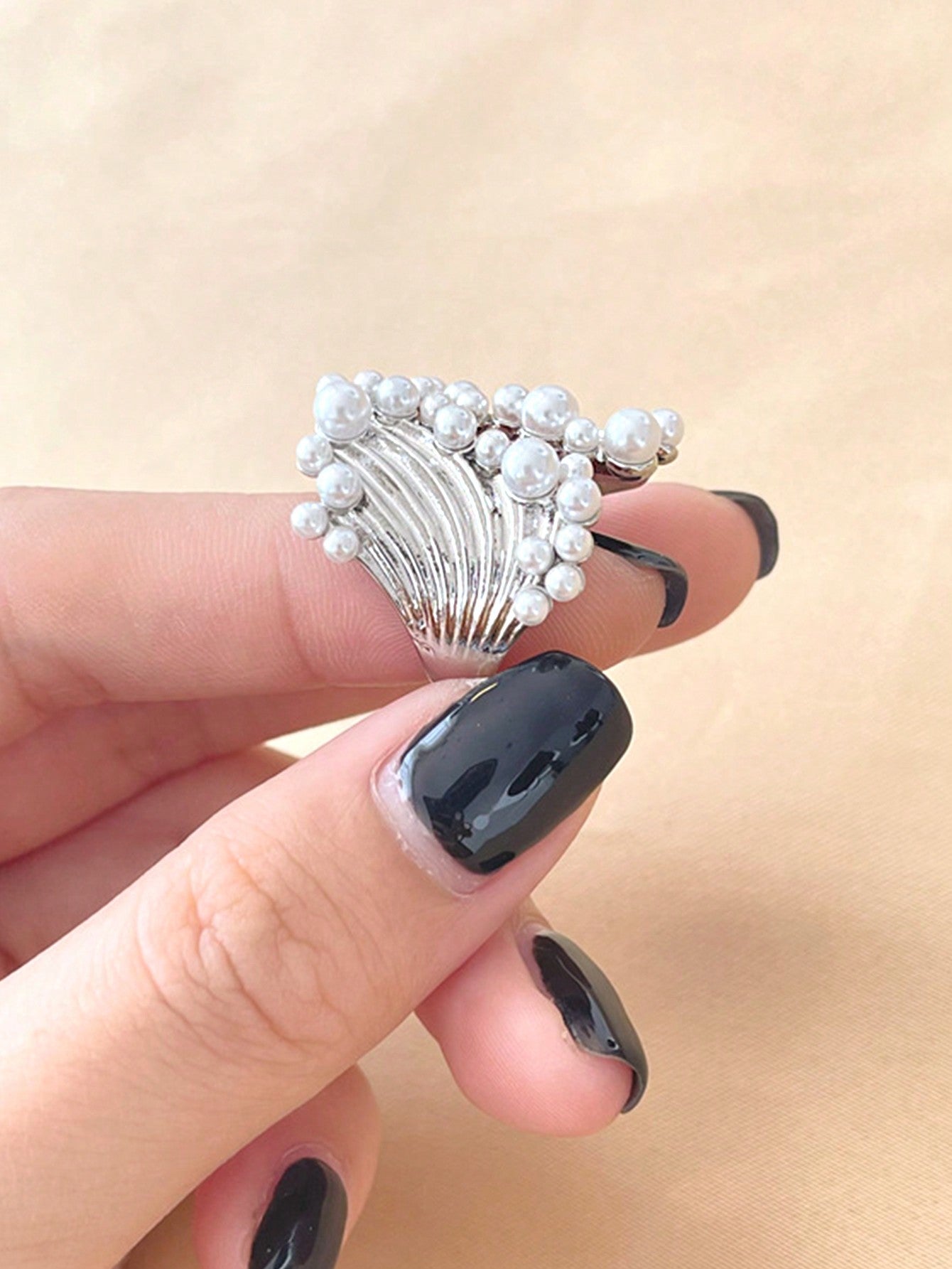 1pc Bold & Fashionable Wide Bead Design Decorative Ring