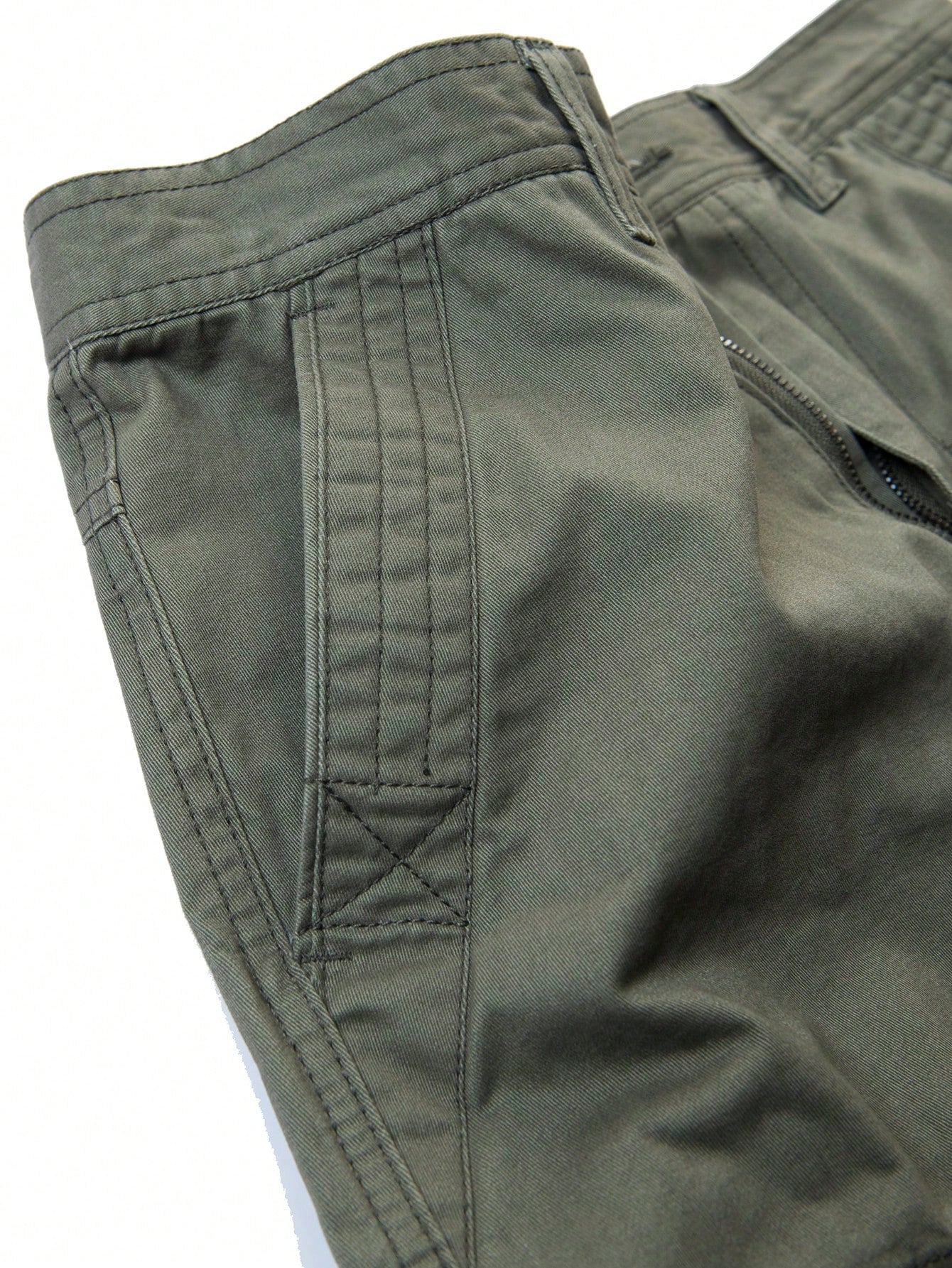 Men Flap Pocket Cargo Shorts Without Belt