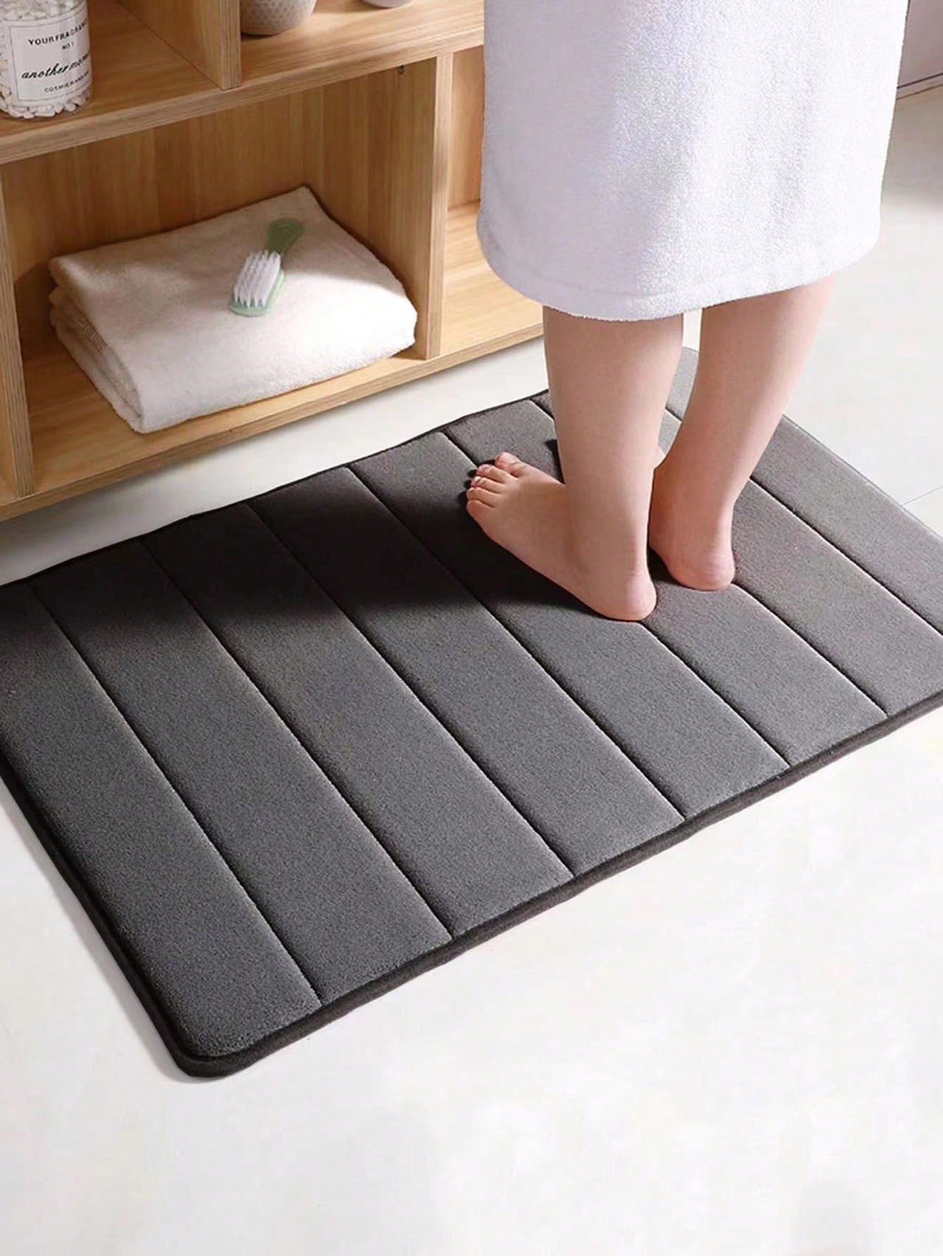 1pc Simple Style Soft Slow Rebound Memory Sponge Absorbent Anti-skid Bath Mat, Bathroom, Toilet