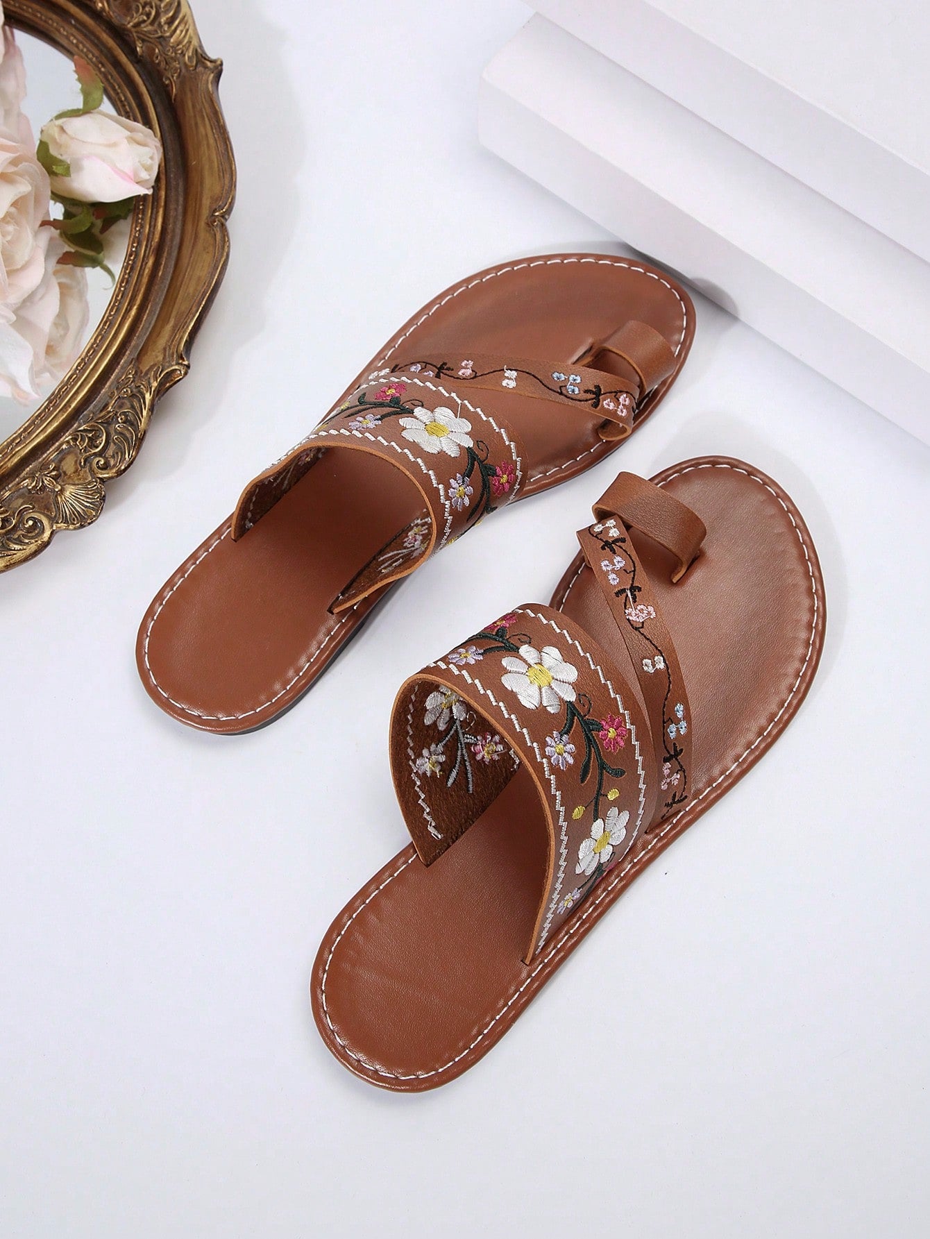 European And American Style Plus Size Embroidered Open Toe Sandals In Deep Brown For Women, Summer Beach Casual Wear