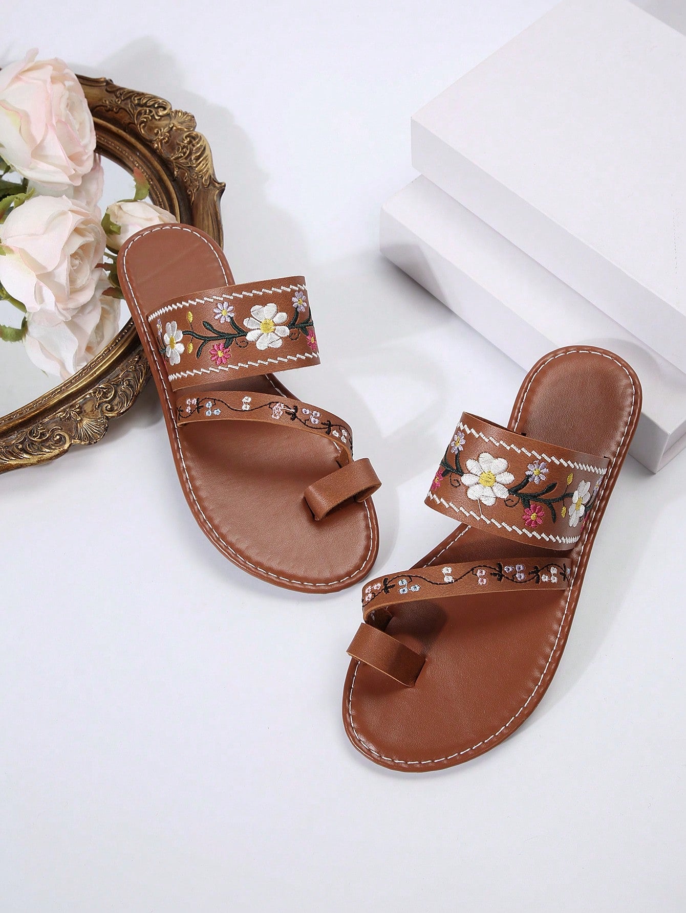 European And American Style Plus Size Embroidered Open Toe Sandals In Deep Brown For Women, Summer Beach Casual Wear