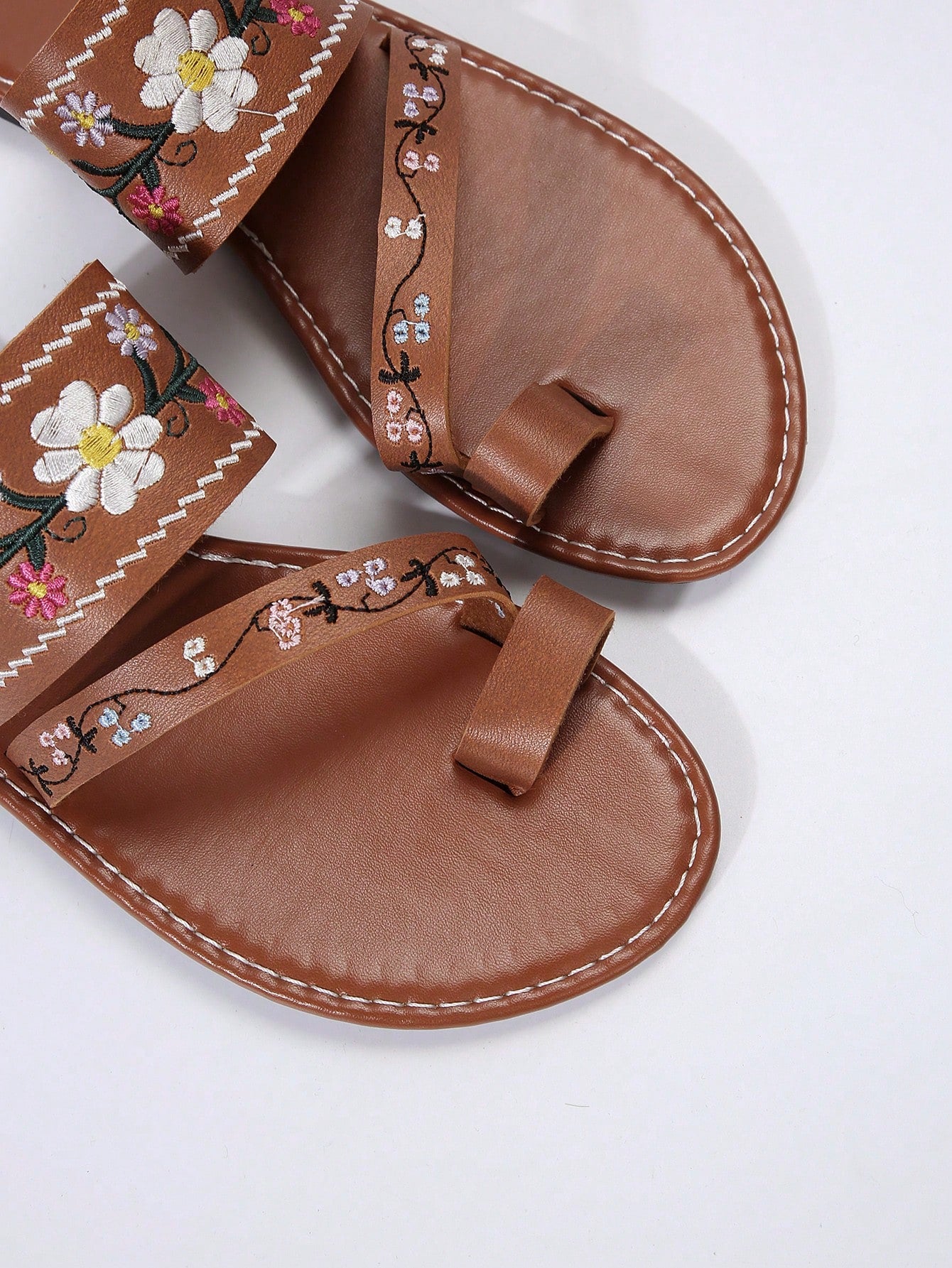 European And American Style Plus Size Embroidered Open Toe Sandals In Deep Brown For Women, Summer Beach Casual Wear