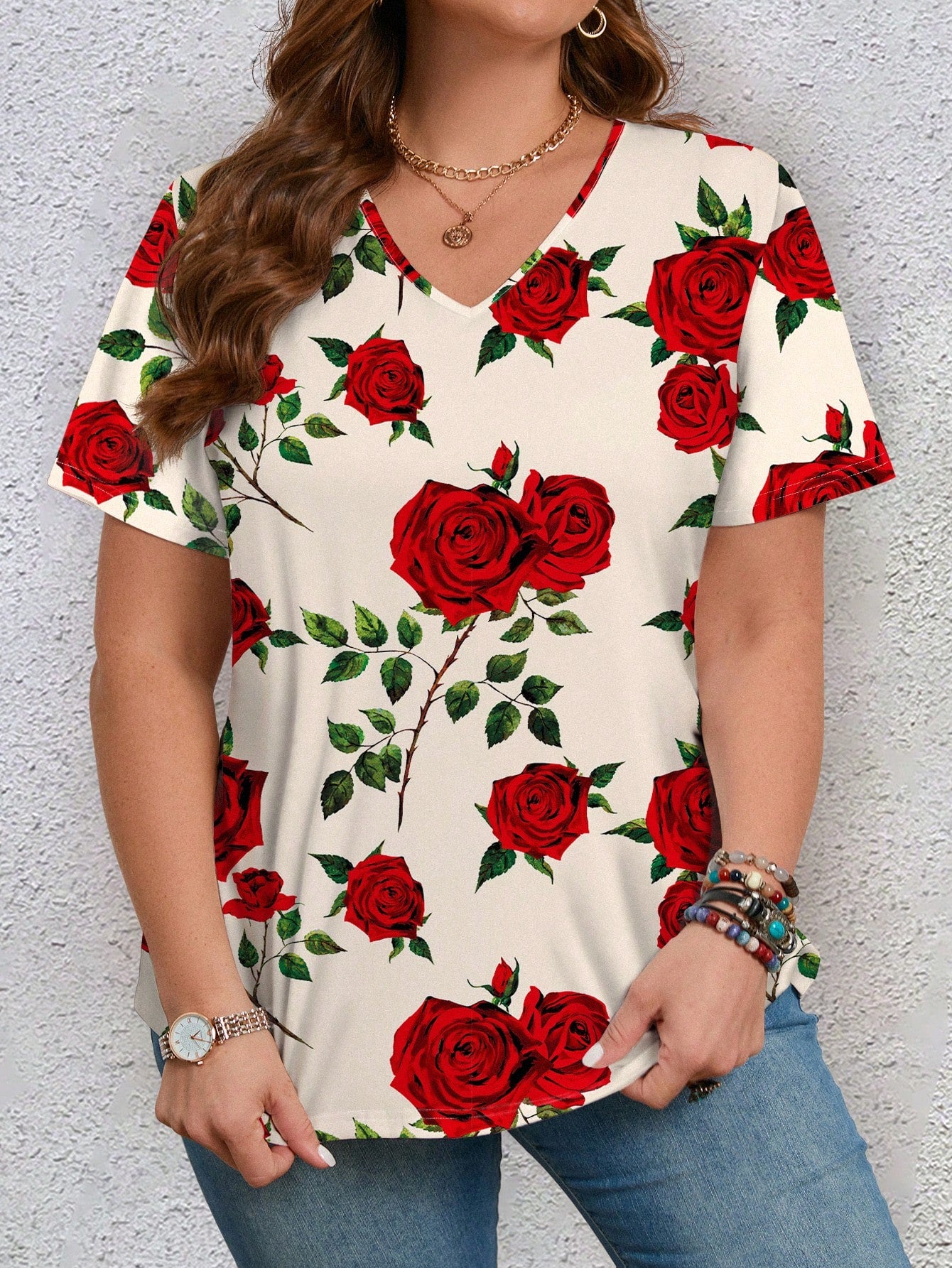 EMERY ROSE Summer Casual V-Neck Short Sleeve Slim Fit Plus Size Women's T-Shirt With Rose Pattern