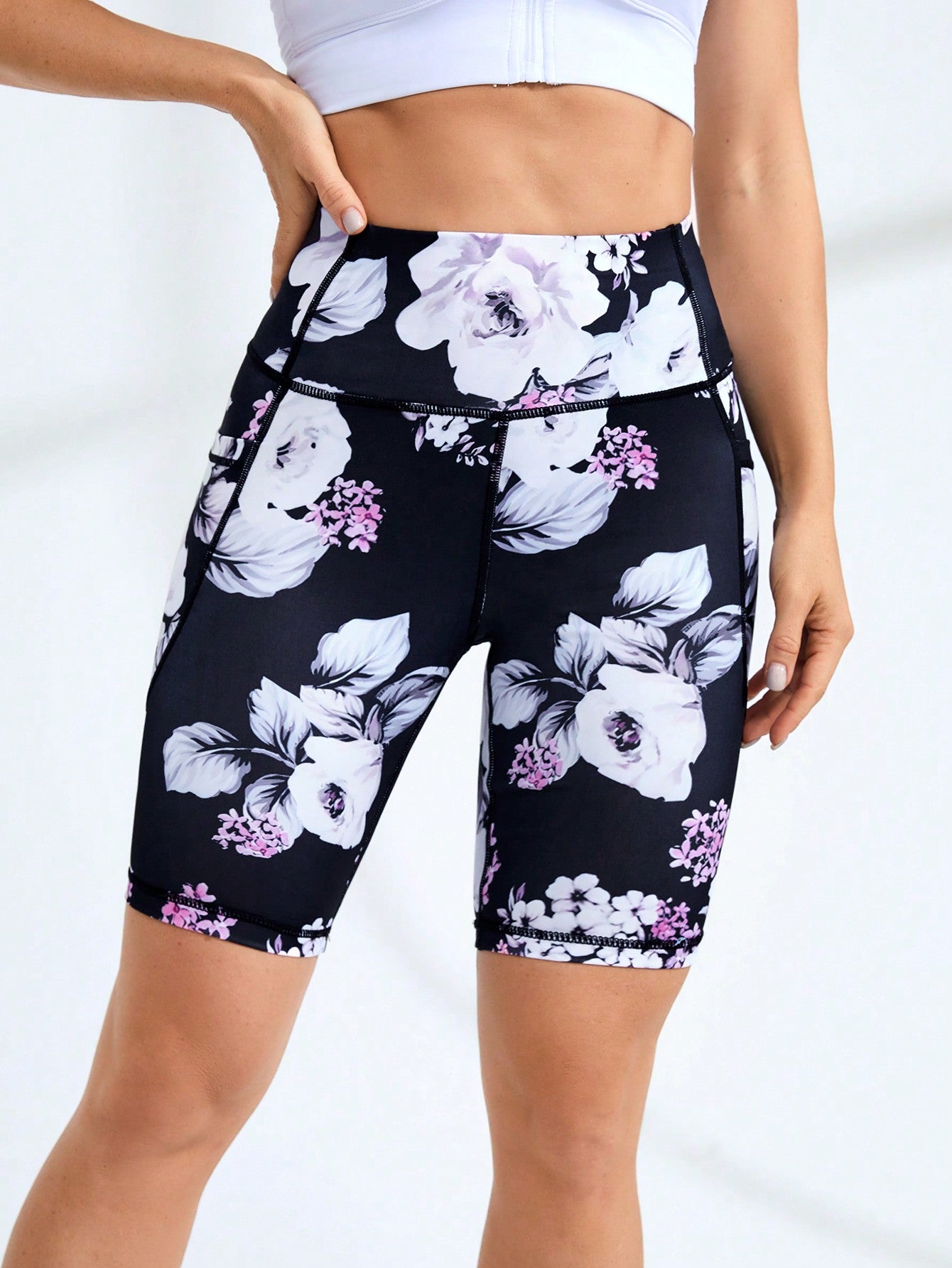 SHEIN Sport Studio Women's Floral Print Sport Shorts With Pockets