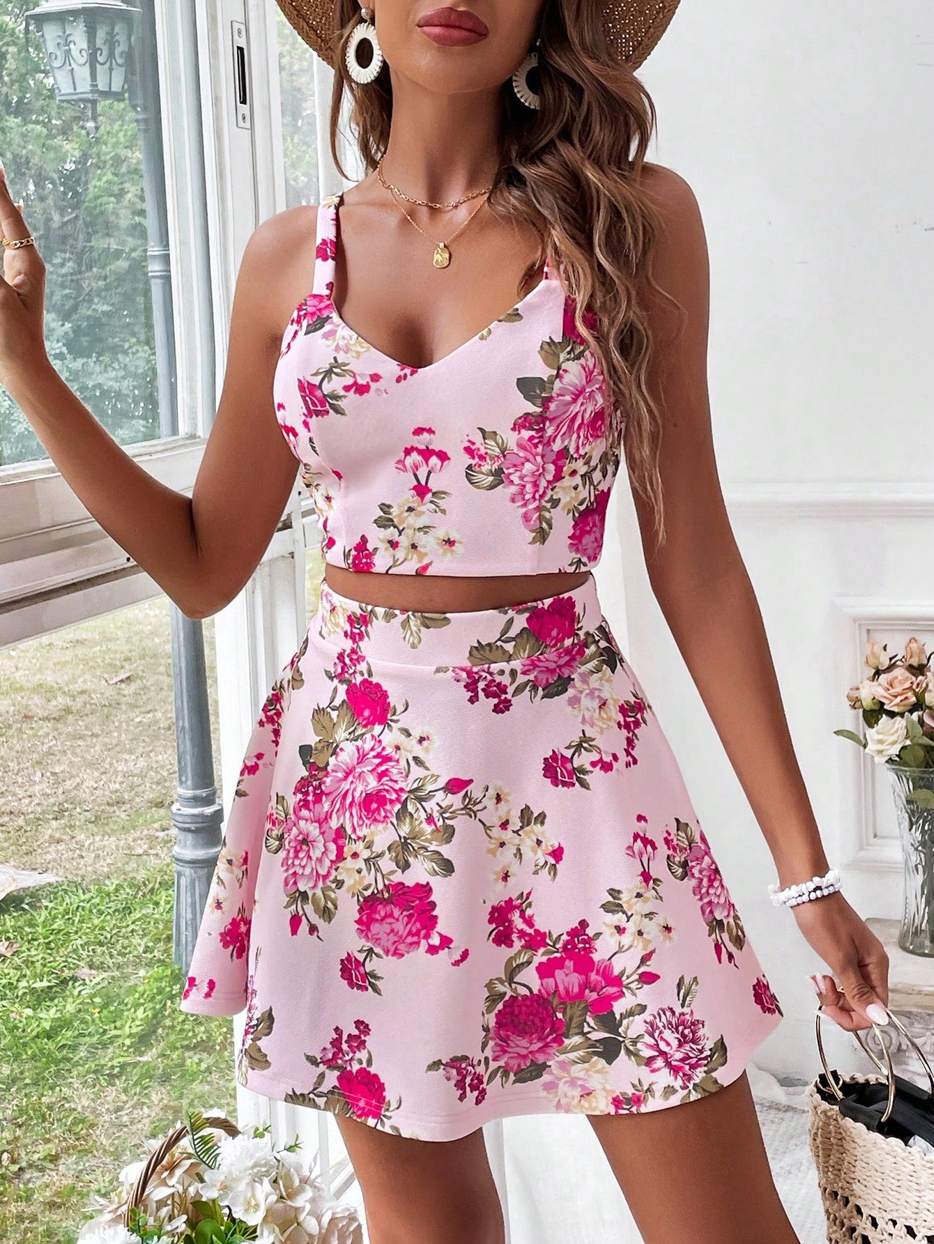 VCAY Floral Printed Crop Cami Top And Skirt Vacation 2 Piece Set