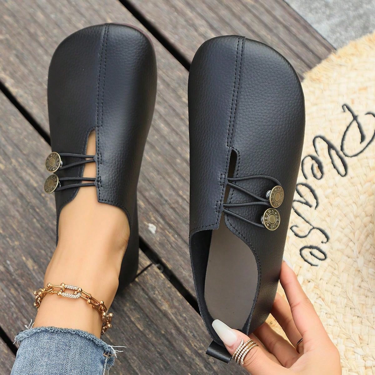 Autumn New Arrival Women's Flat Shoes, Vintage Low-Heeled Shoes, Large Size Nurse Shoes