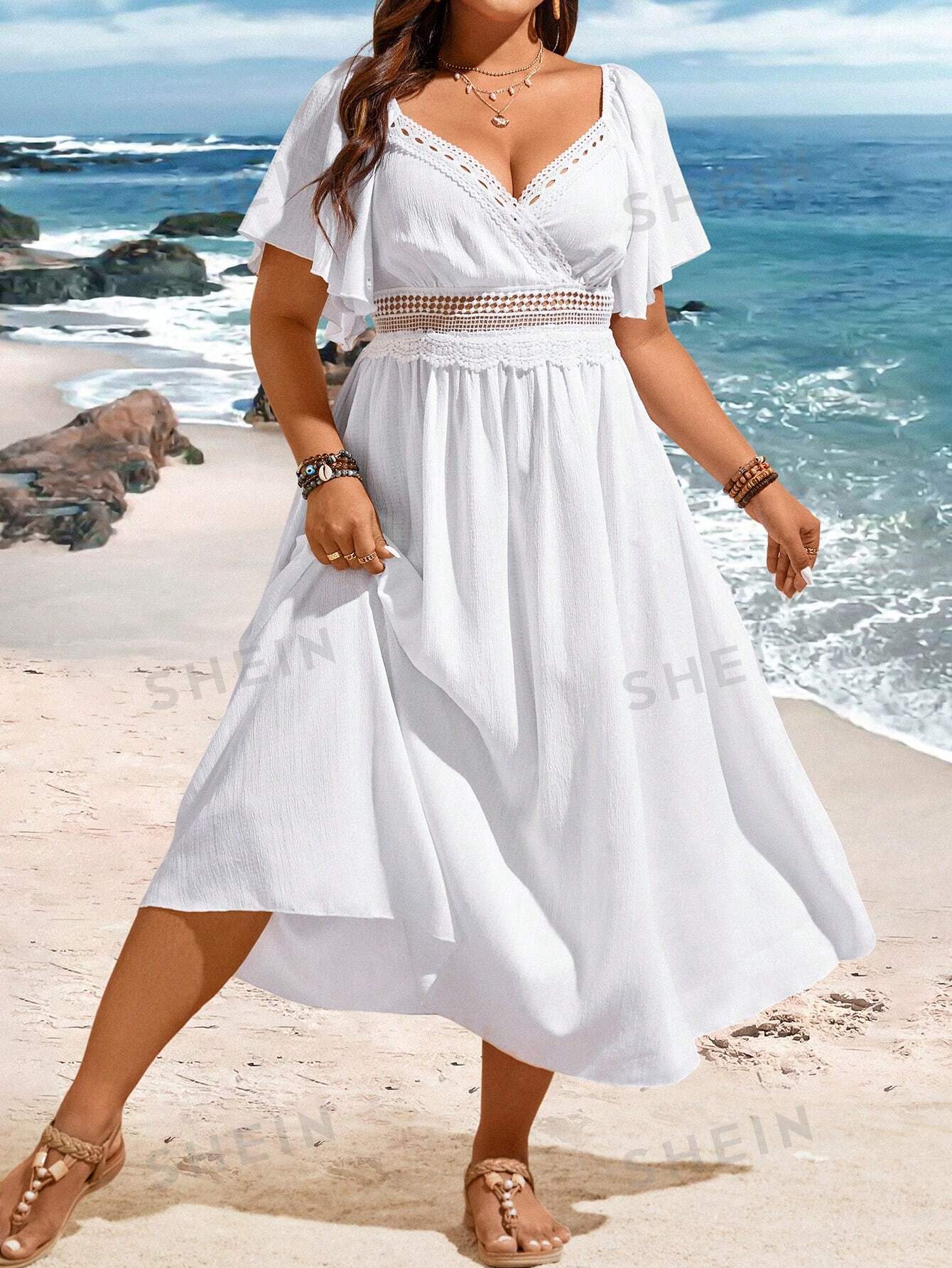 SHEIN VCAY Plus Size Lace Insert Flare Short Sleeve Dress