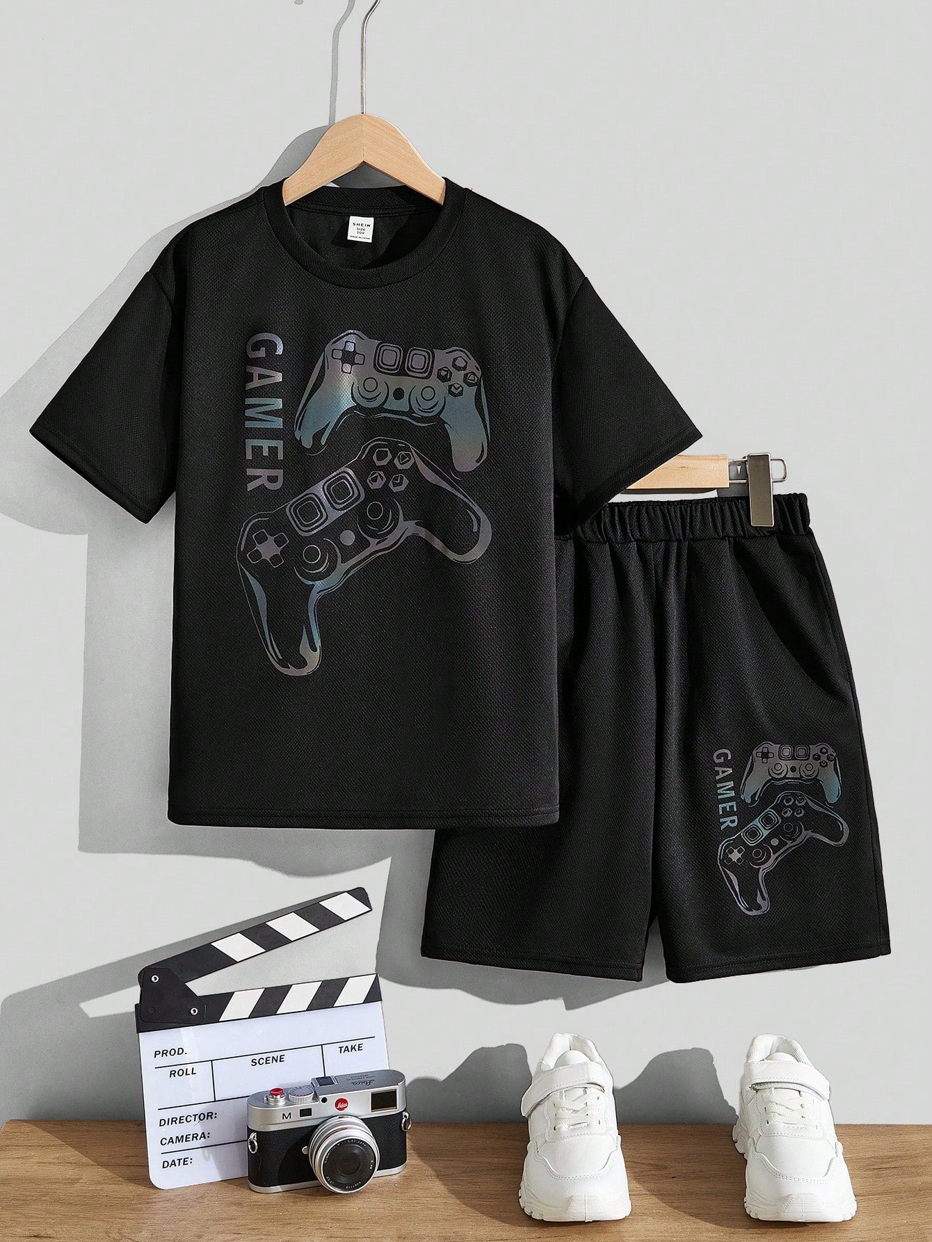 2pcs/Set Tween Boys' Casual Game Machine Print Short Sleeve T-Shirt And Shorts Knitted Outfit