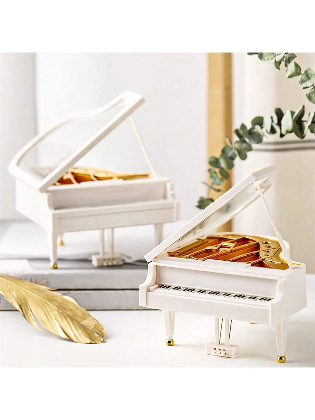 1pc Piano Key Wind-Up Music Box - Suitable As Birthday Gift For Girls Or Desk Decoration