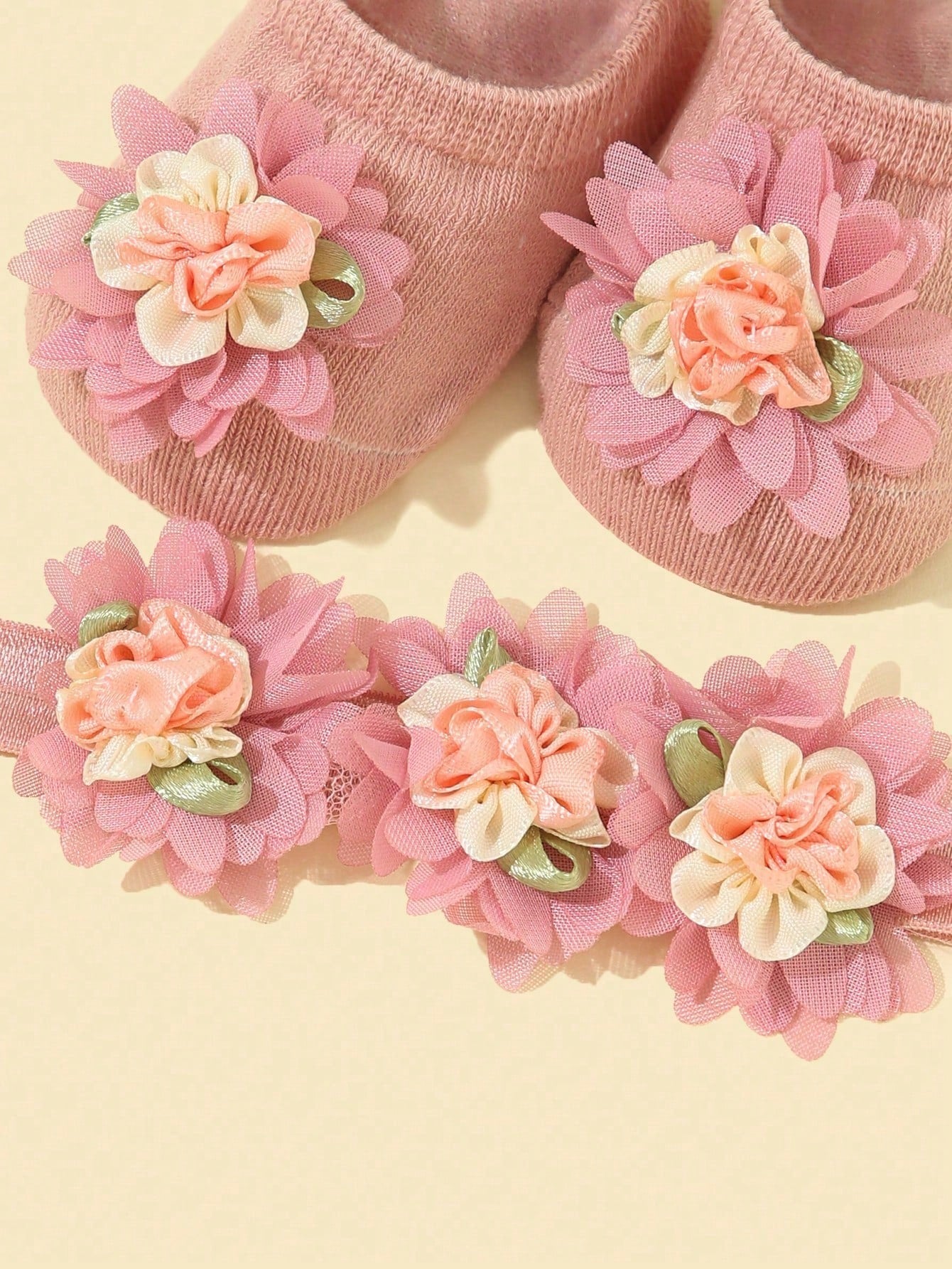 Baby Girls' Flower Decorated Princess Style Headband 1pc   Anti-Slip Floor Socks For First Walkers 1pair