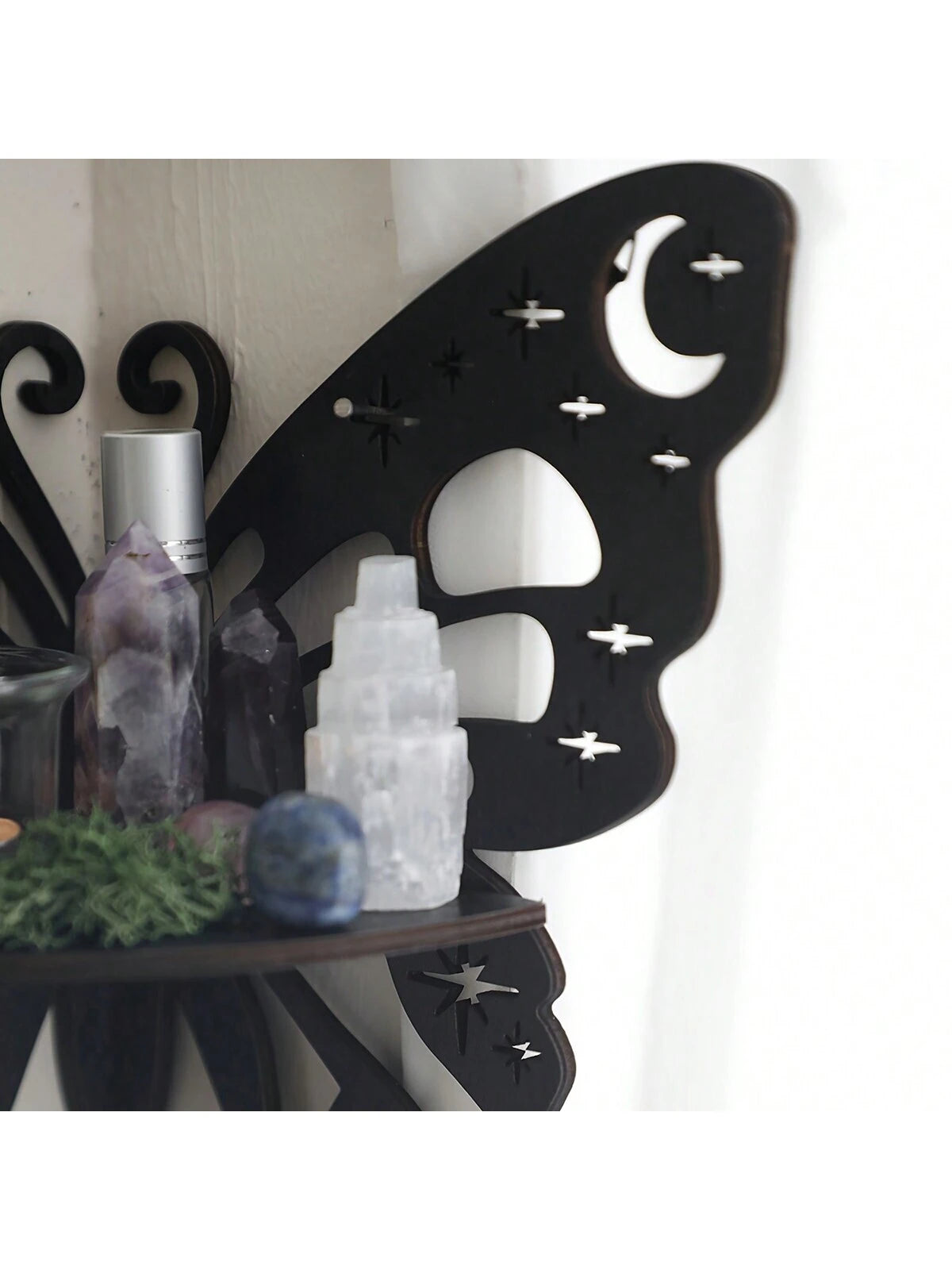 1Pc Wooden Butterfly Right Corner Hollow-Out Creative Shape Crystal Shelf Decorative Wall Shelf