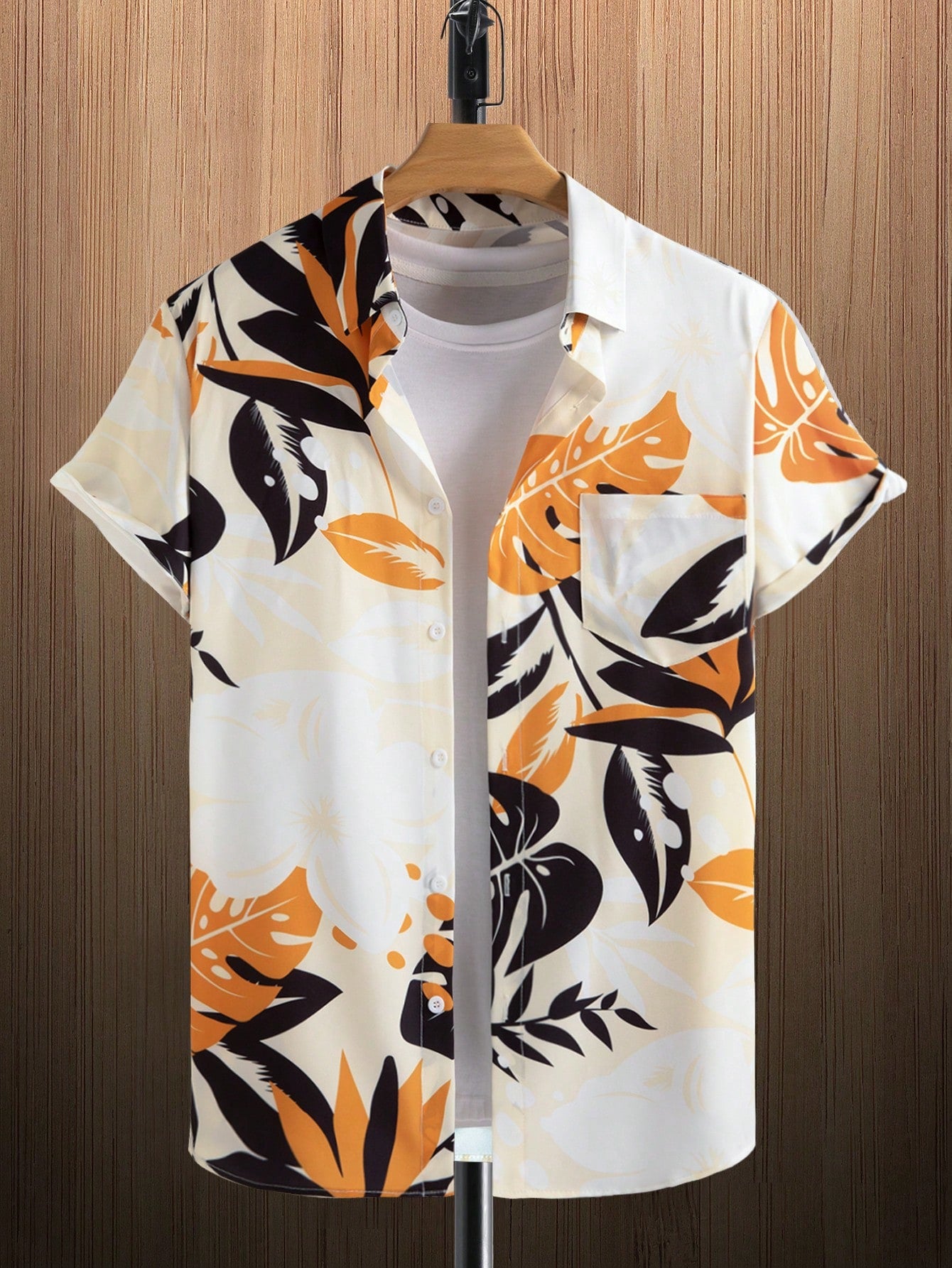 Manfinity RSRT Men's Leaf Printed Button Up Short Sleeve Shirt