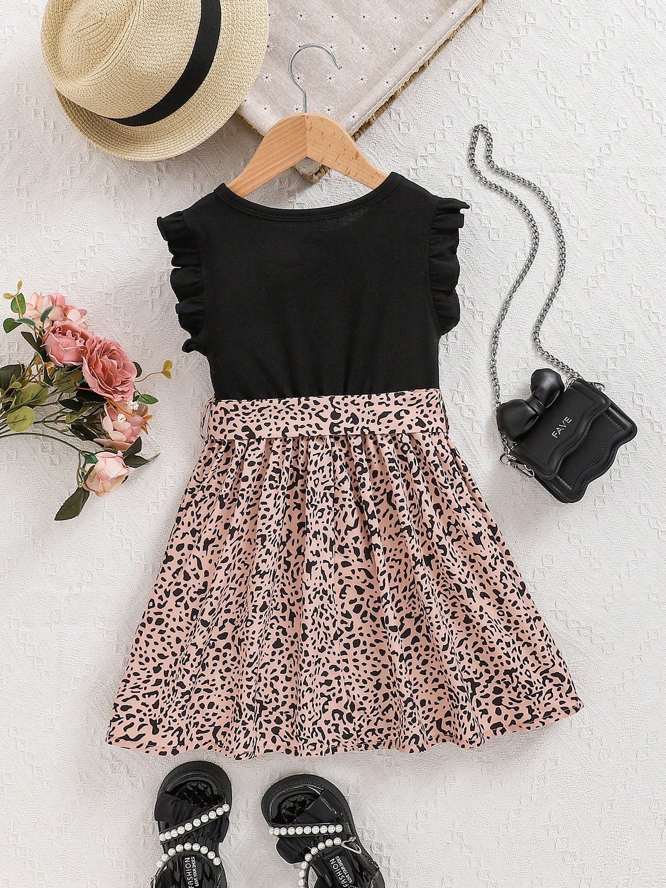 Young Girls' Fashionable Leopard Print Short Sleeves Dress With Bow Decorated Round Neck, Summer