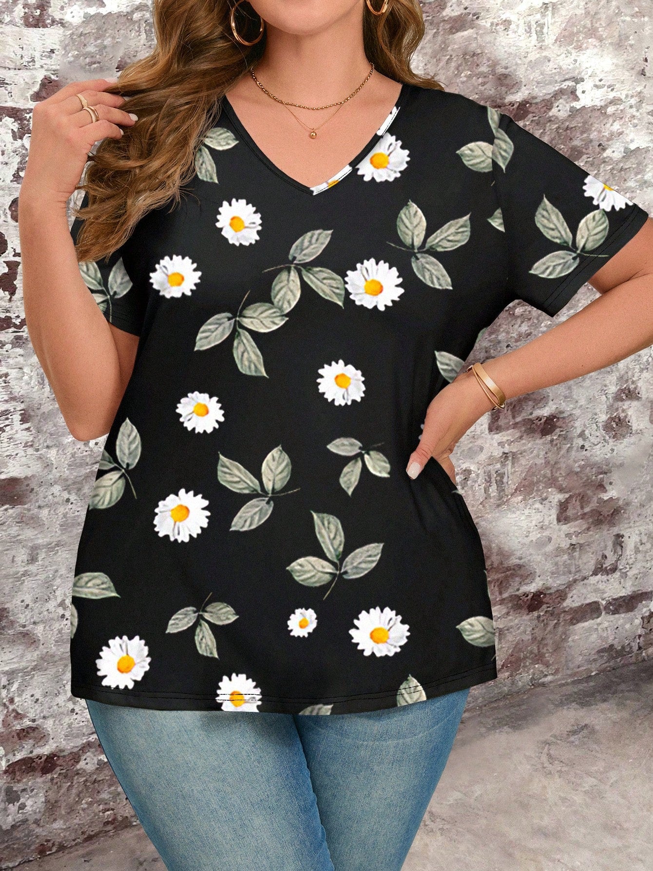 EMERY ROSE Plus Size Ladies' Casual Daisy Pattern Printed Short Sleeve Bodysuit T-Shirt For Summer