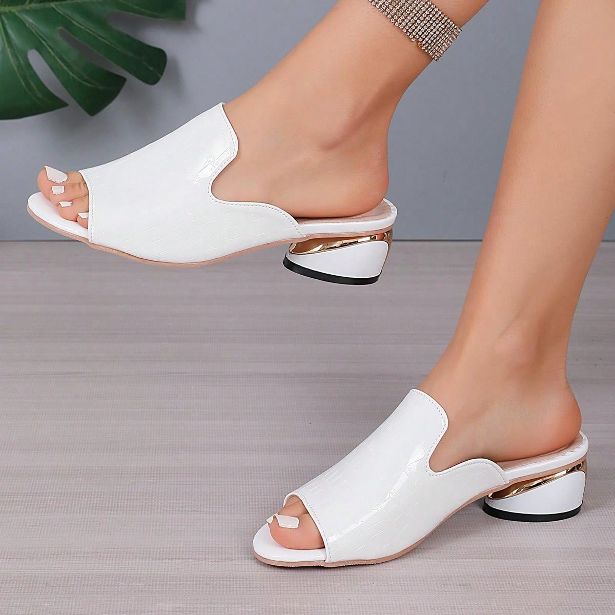 2024 Summer New Fashion Women Slippers, Casual Outdoor Soft Bottom Plus Size Open Toe Middle Thick Heels Slides