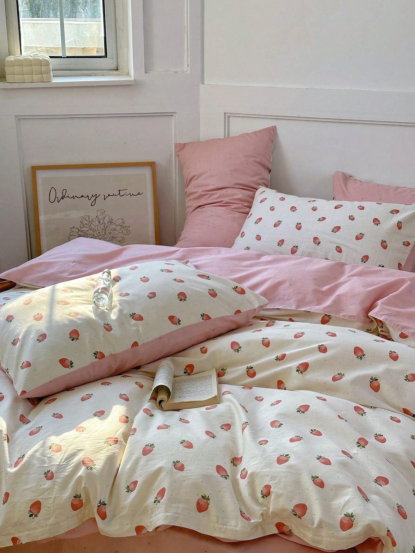 3pcs Sweetheart Strawberry Printed Bedding Set, Includes 2 Pillowcases And 1 Quilt Cover For Down Comforter