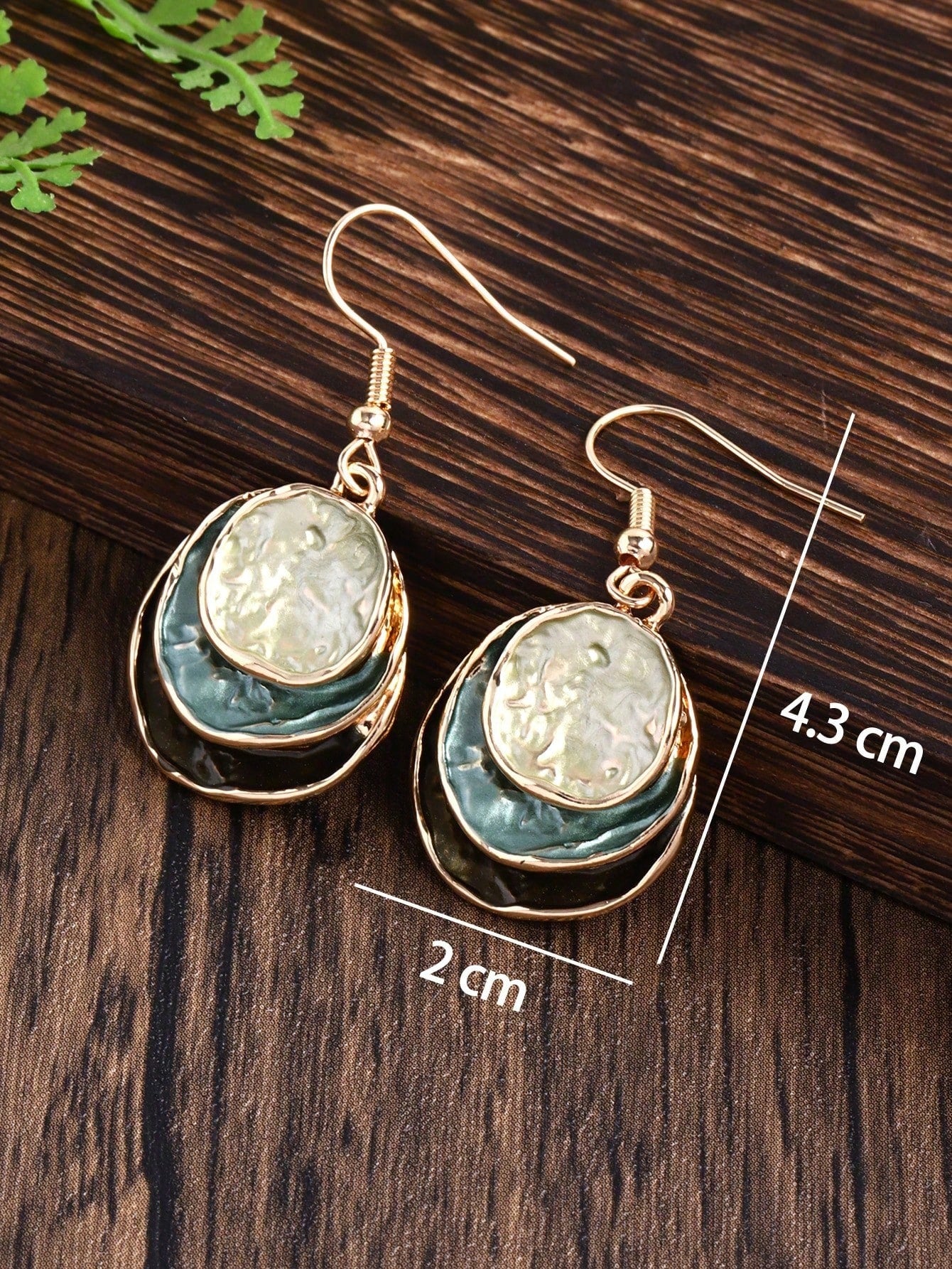 1pair Earrings   1pc Necklace, Fashionable & Elegant & Creative Original Design Tri-layer Zinc Alloy Green Circle Pendant Decorated On Snake Chain, Perfect For Ladies & Girls' Christmas Party Streetwear Gift