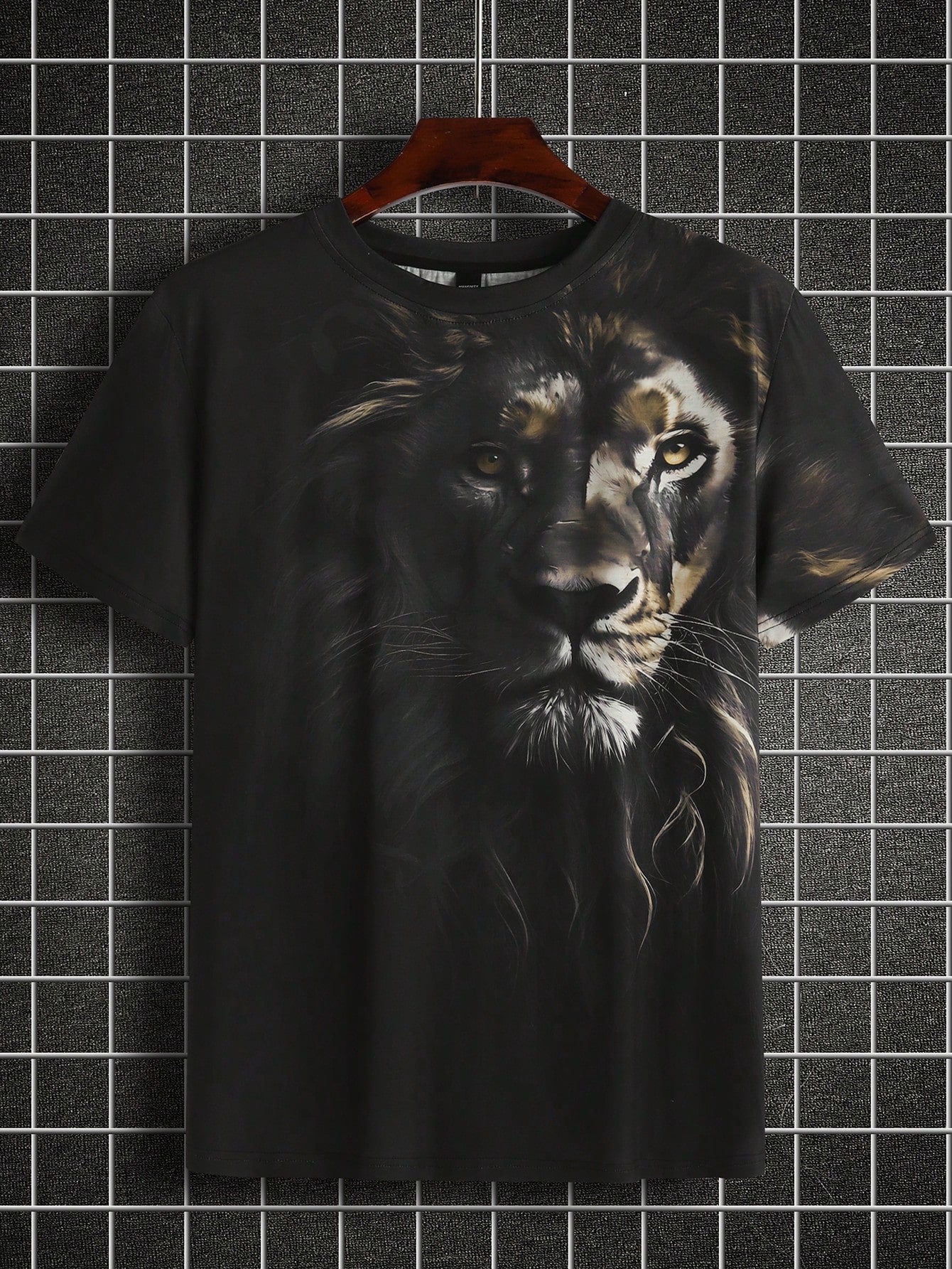 Manfinity LEGND Men Plus Size 3D Lion Printed Short Sleeve T-Shirt