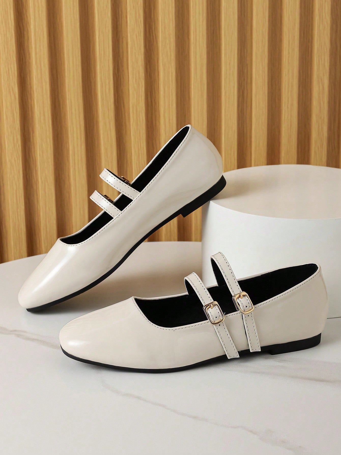 Women Flat Shoes With Red Buckle, Fashionable And Elegant Ladies Casual Shoes For Dating And Daily Wear