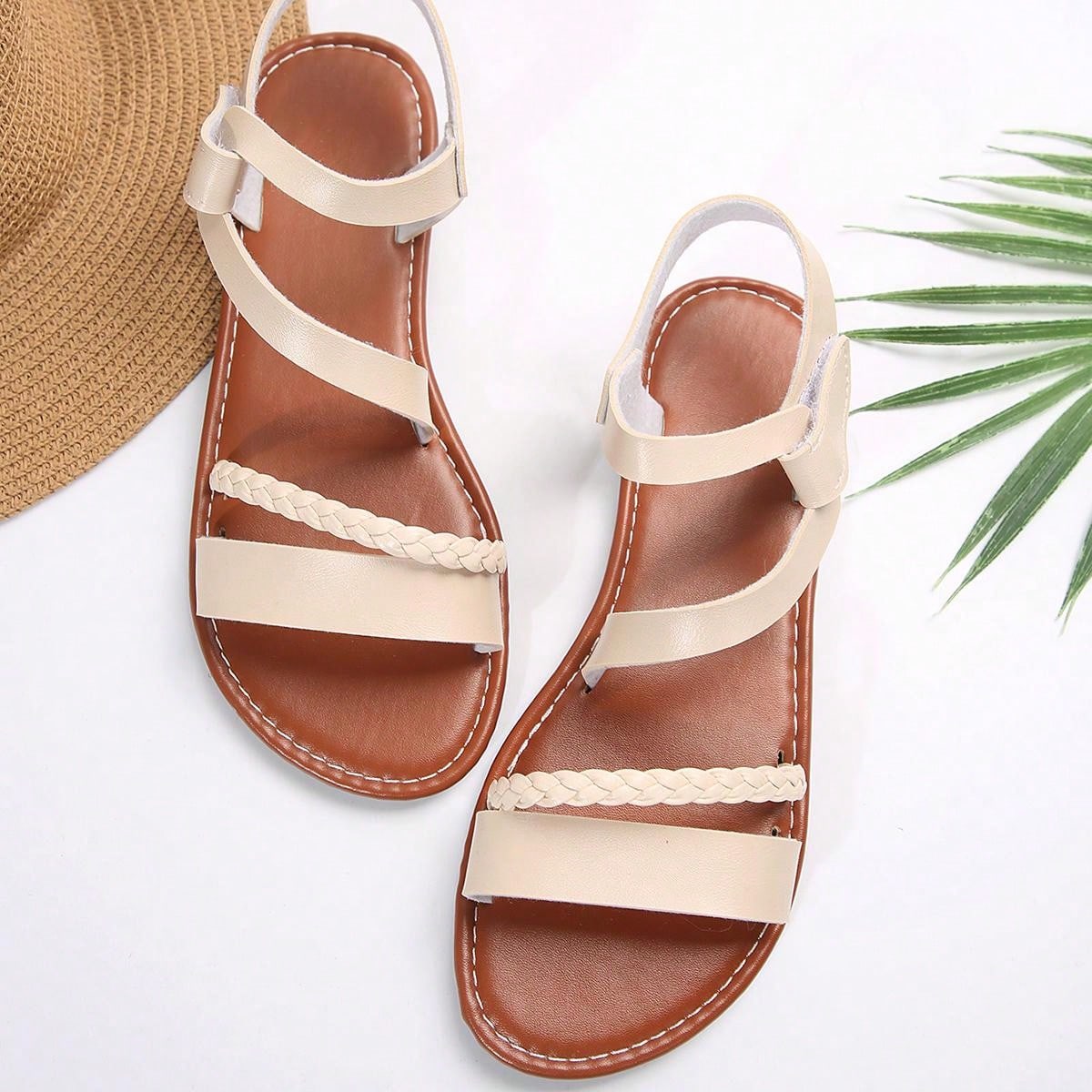 European Style Large Size Women Sandals With Weaving Design, Magic Sticker Closure, Open Toe, Comfortable Leather Flat Slippers, Casual And Fashionable For Outdoor, Beach, Summer.