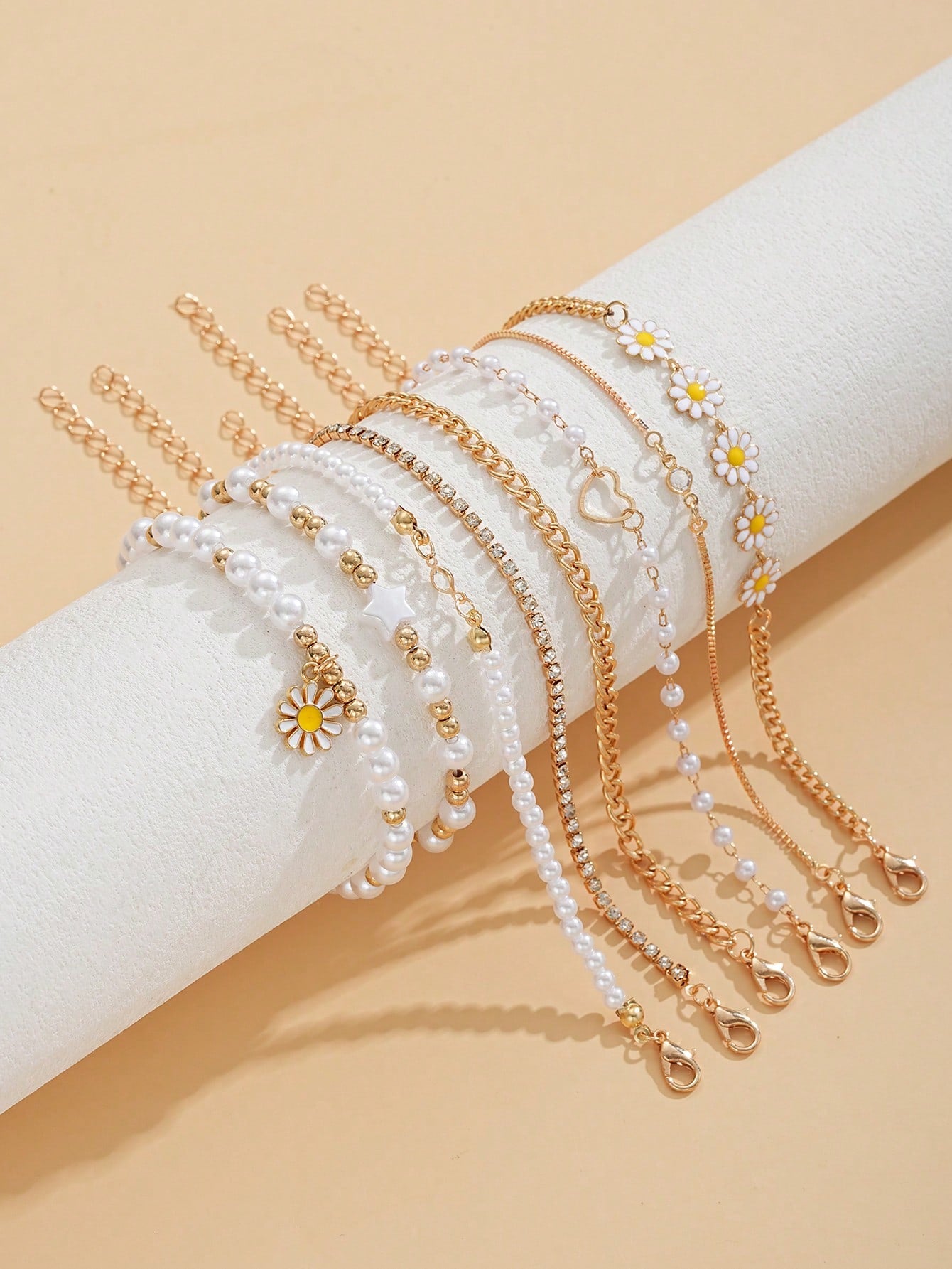 8pcs Cute Daisy Flower Heart & Faux Pearl Beaded Bracelet Set, Ideal For Women Dating Party Gifts