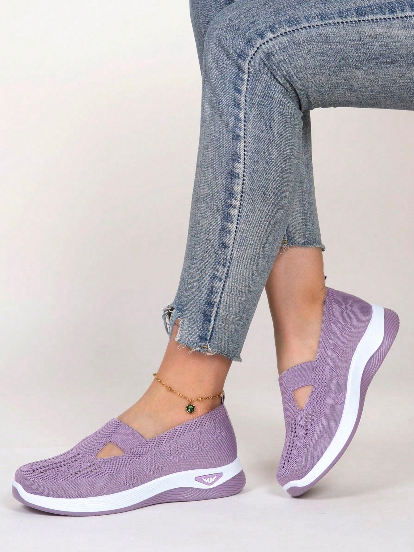 New Spring And Autumn Women's Sports Shoes Fashionable Breathable Lightweight Anti-slip And Wear-resistant Sock Sneakers