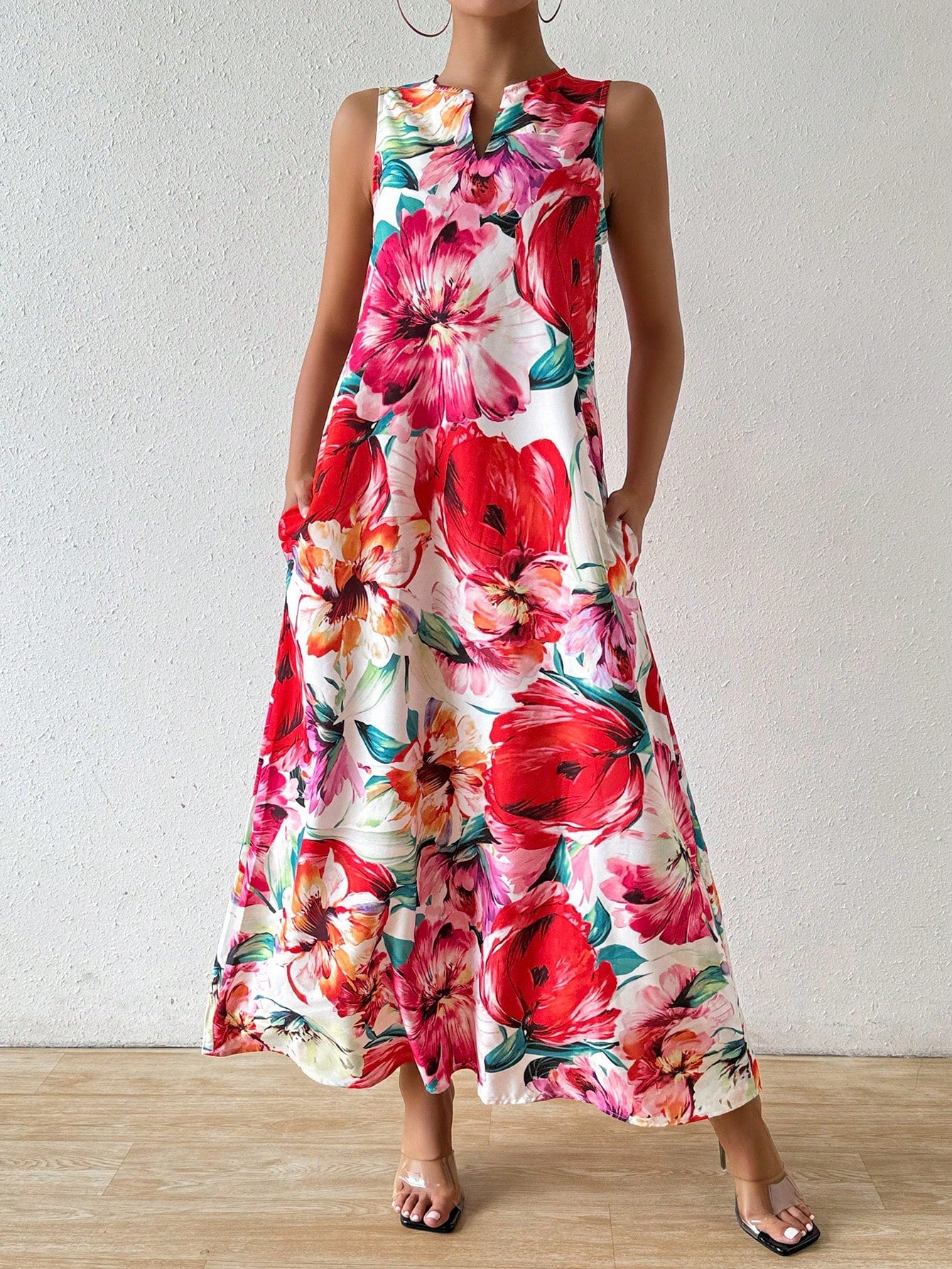 Unity Holiday Leisure Random Flower Printed Notched Neck Sleeveless Maxi Dress With Slit