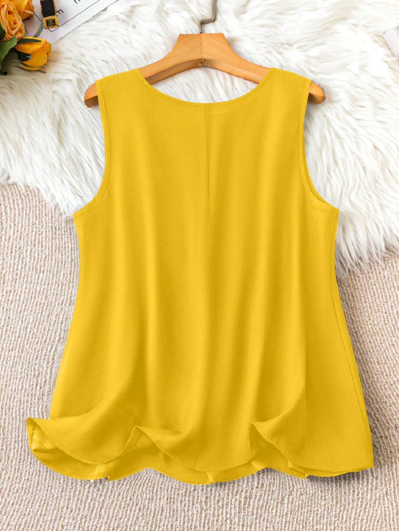 LUNE Plus Size Women Fashion Solid Color Splice Neckline Tank Top