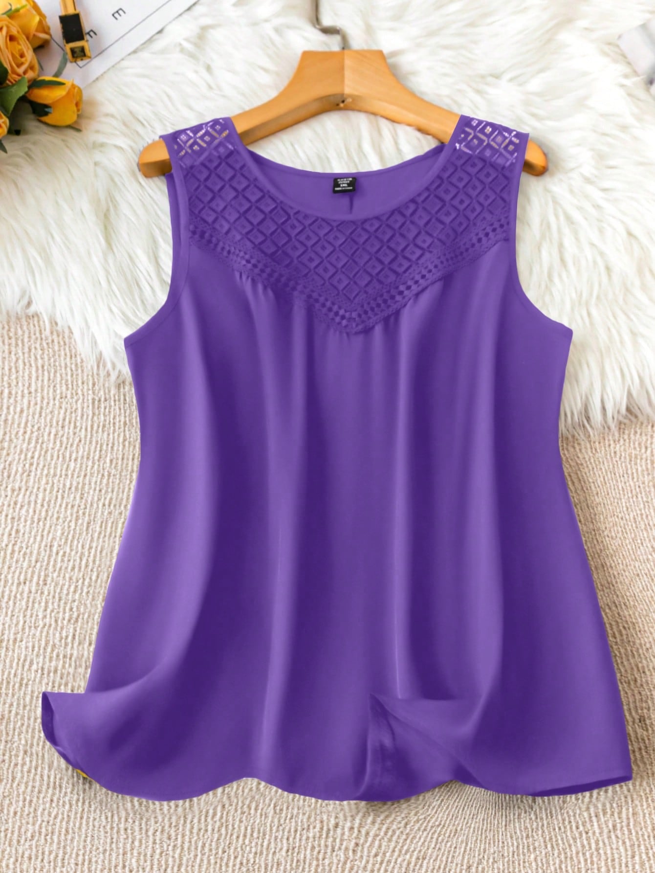 LUNE Plus Size Women Fashion Solid Color Splice Neckline Tank Top