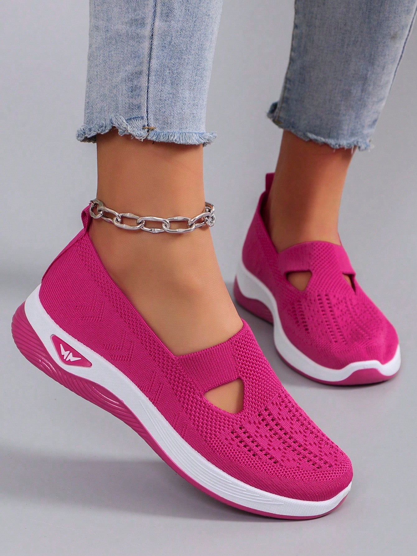 New Spring And Autumn Women's Sports Shoes Fashionable Breathable Lightweight Anti-slip And Wear-resistant Sock Sneakers