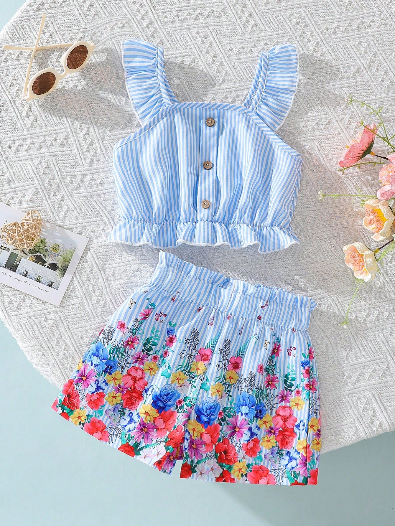 Young Girl Elegant & Floral Patterned Button Design Tank Top & Elastic Shorts Set, Suitable For Vacation And Travel, Spring/Summer