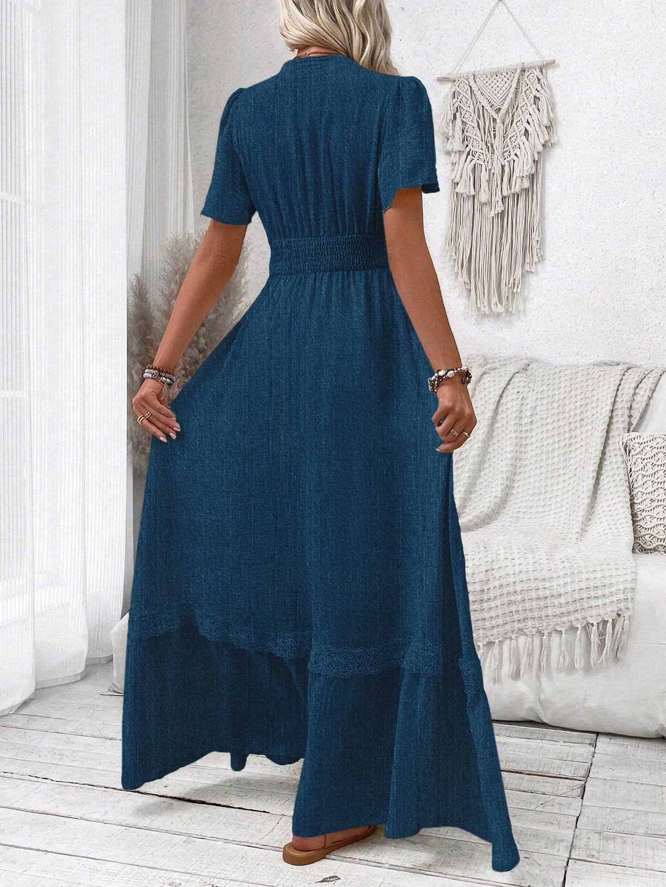 LUNE V-Neck Ruffle Sleeve Solid Color Vacation Style Spring/Summer Dress